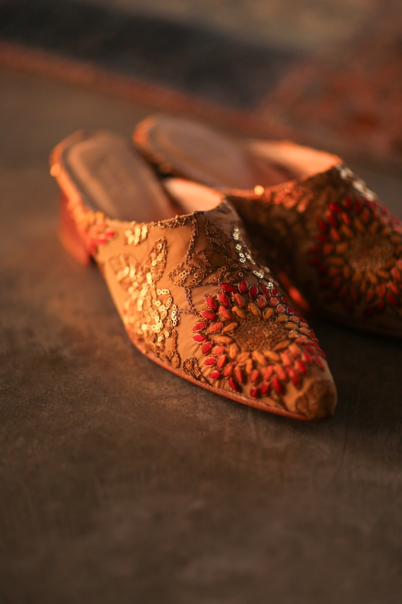 HEELED MULES SILK EMBROIDERED QUINA - MOMO STUDIO BERLIN - Berlin Concept Store - sustainable & ethical fashion