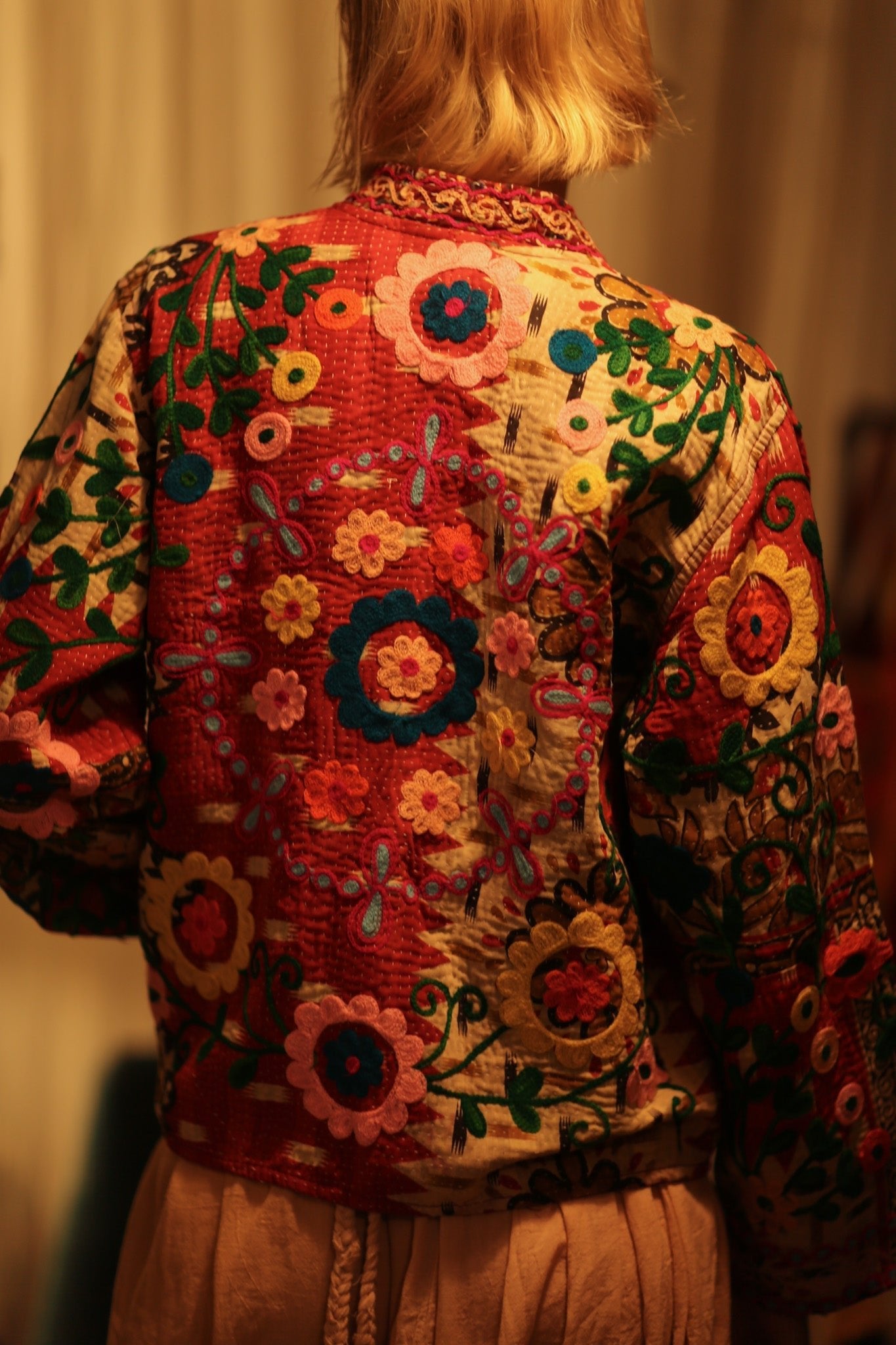 JACKET INGRID FLOWERS EMBROIDERED - MOMO STUDIO BERLIN - Berlin Concept Store - sustainable & ethical fashion