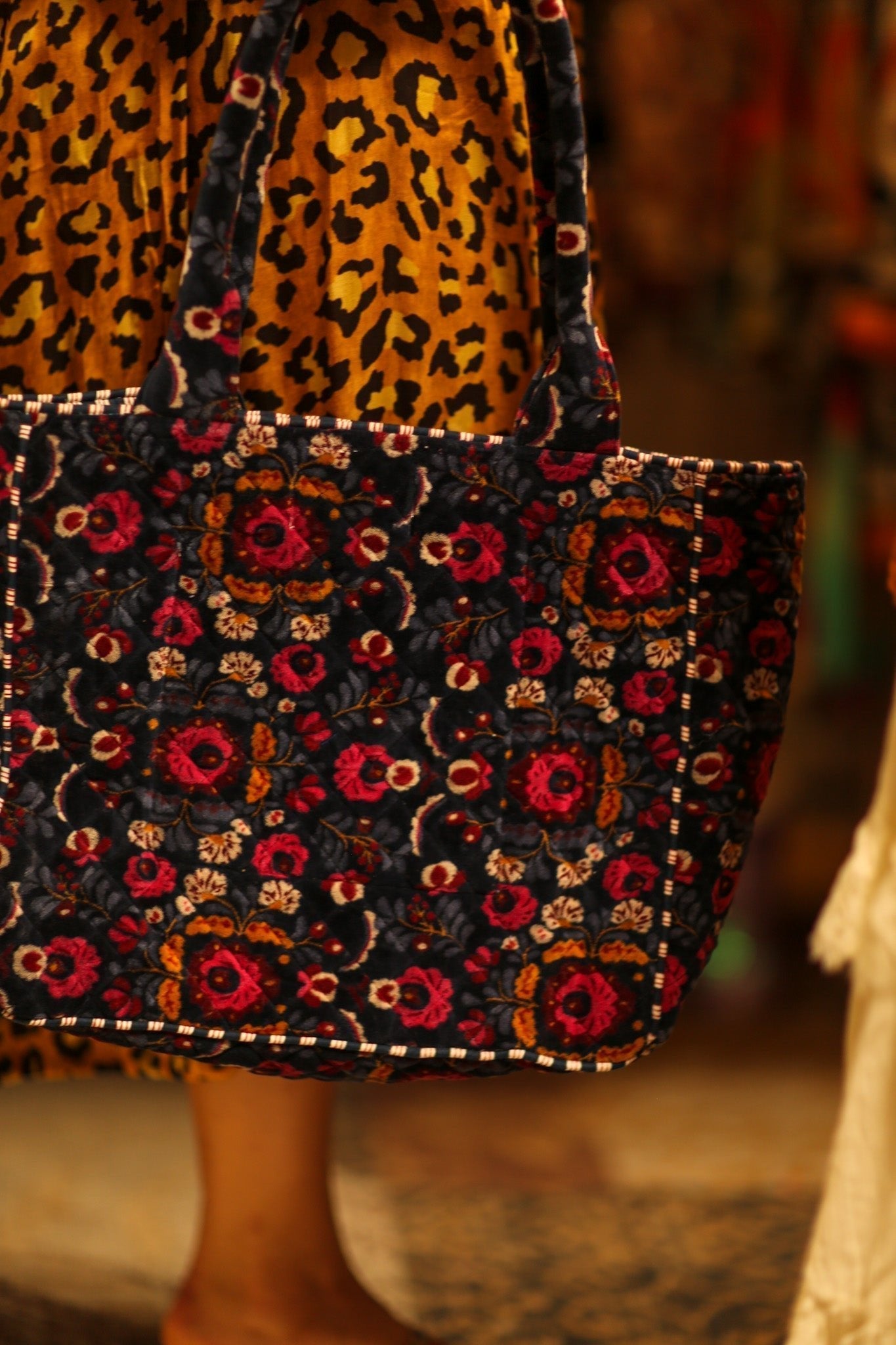 KALI VELVET BAG BOHO FLOWER M - MOMO STUDIO BERLIN - Berlin Concept Store - sustainable & ethical fashion