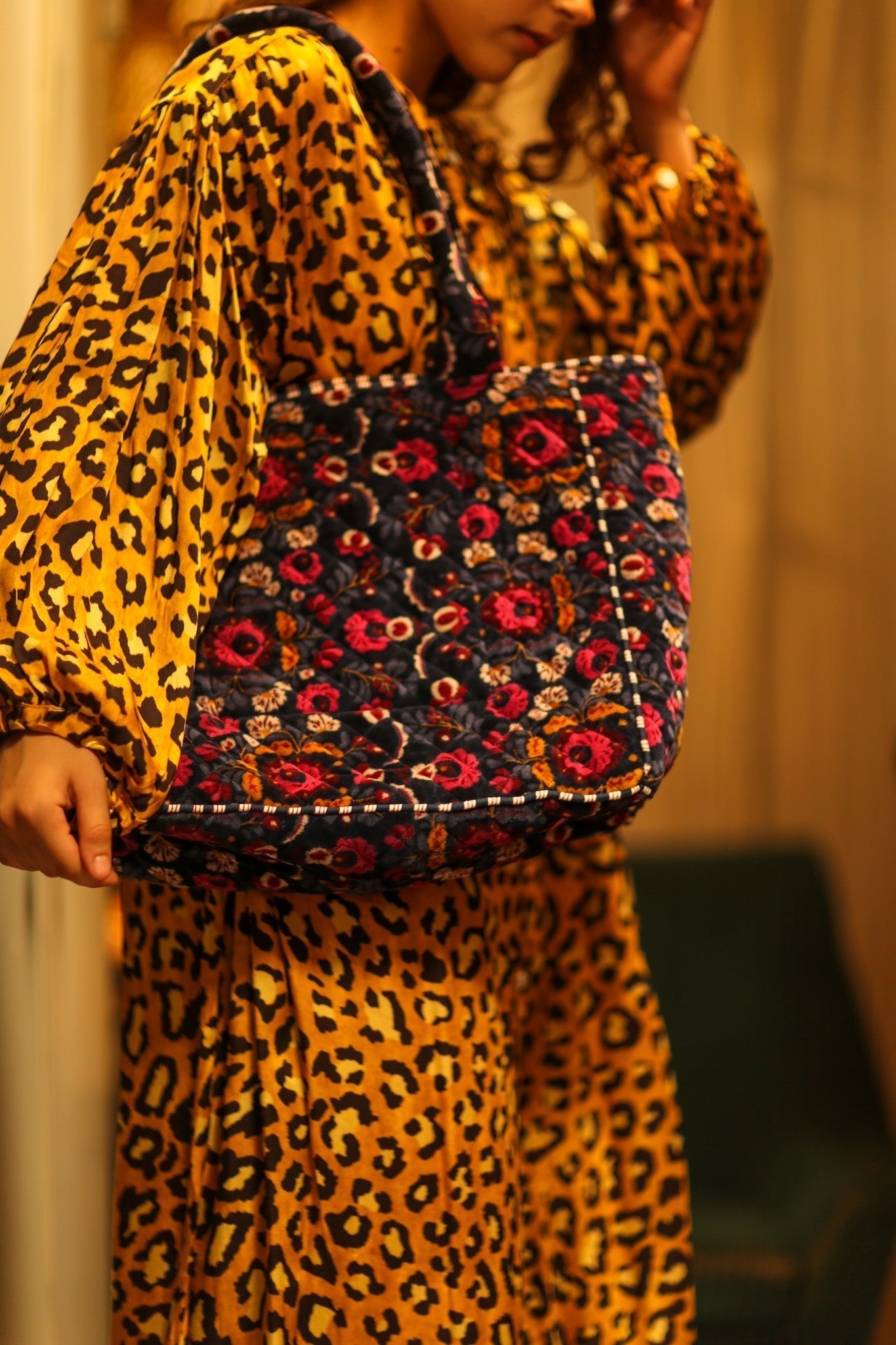 KALI VELVET BAG BOHO FLOWER M - MOMO STUDIO BERLIN - Berlin Concept Store - sustainable & ethical fashion