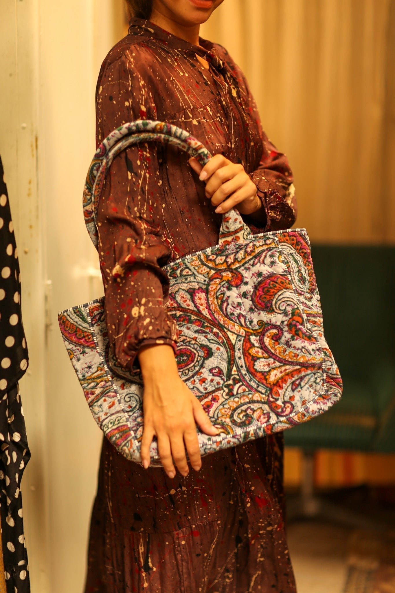 KALI VELVET BAG ICE PAISLEY M - MOMO STUDIO BERLIN - Berlin Concept Store - sustainable & ethical fashion
