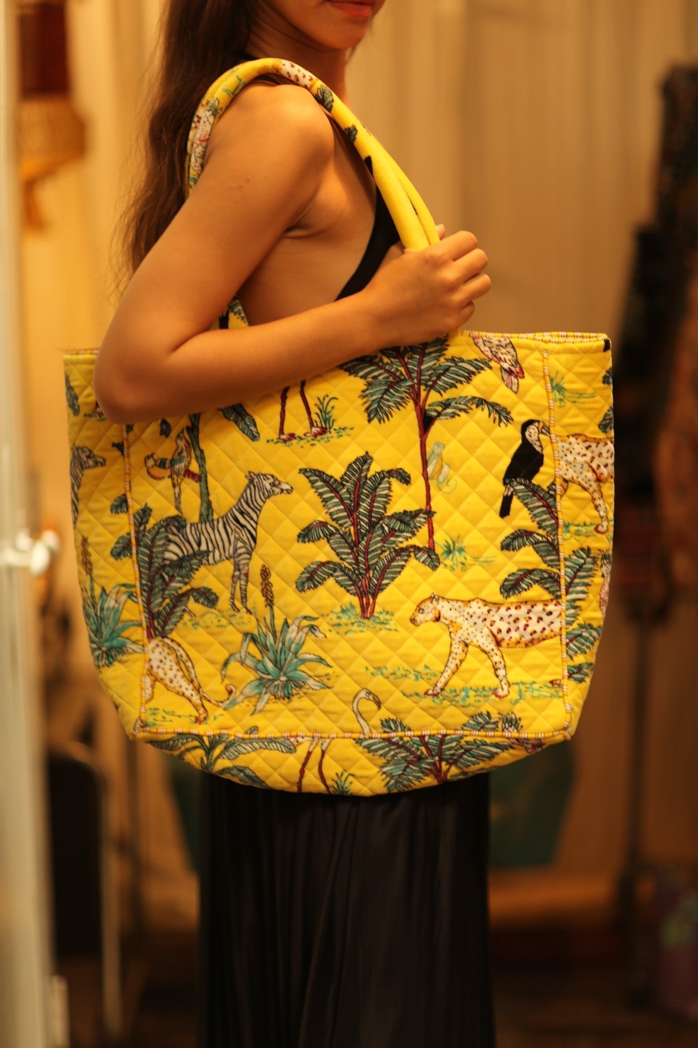 KALI VELVET BAG YELLOW CHEETAH L - MOMO STUDIO BERLIN - Berlin Concept Store - sustainable & ethical fashion