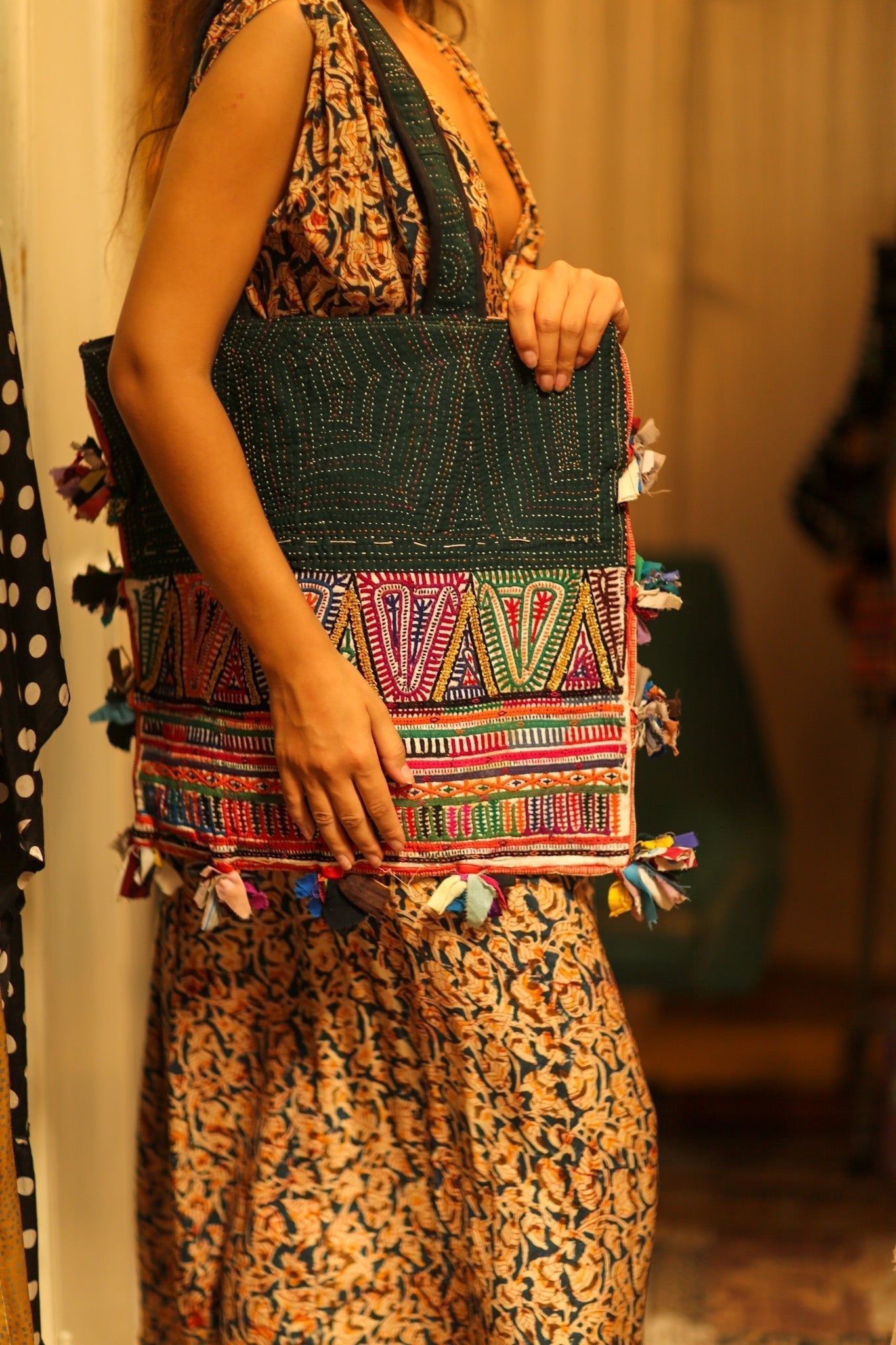 KOREY EMBROIDERED PATCHWORK BAG - MOMO STUDIO BERLIN - Berlin Concept Store - sustainable & ethical fashion