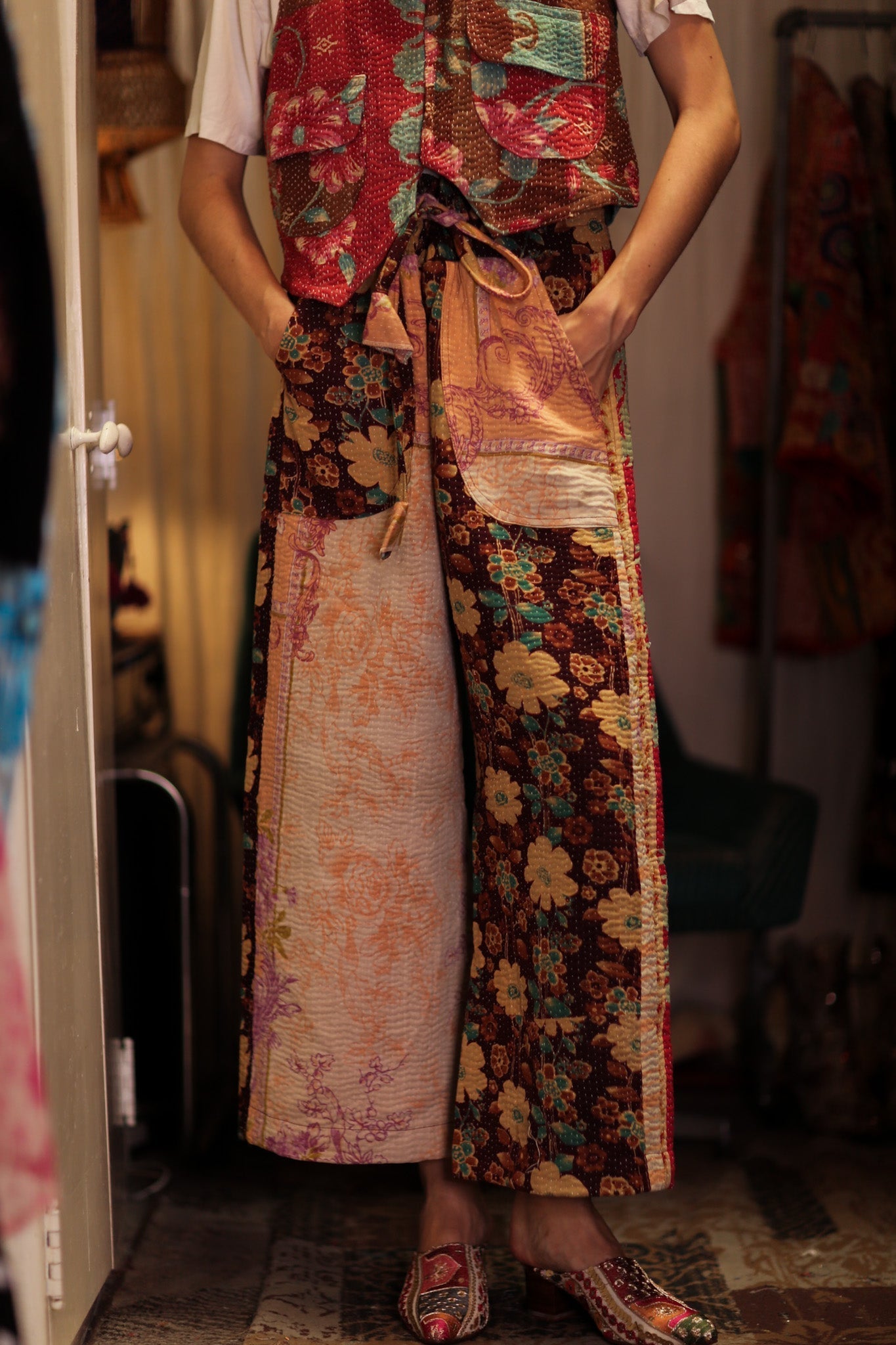 LENA KANTHA TROUSERS FLOWERS PATCHES - MOMO STUDIO BERLIN - Berlin Concept Store - sustainable & ethical fashion