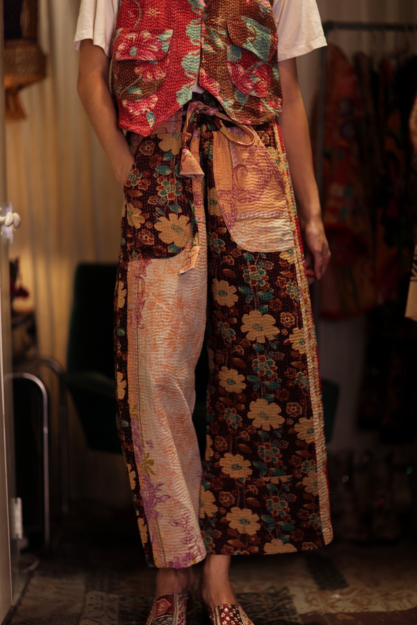 LENA KANTHA TROUSERS FLOWERS PATCHES - MOMO STUDIO BERLIN - Berlin Concept Store - sustainable & ethical fashion