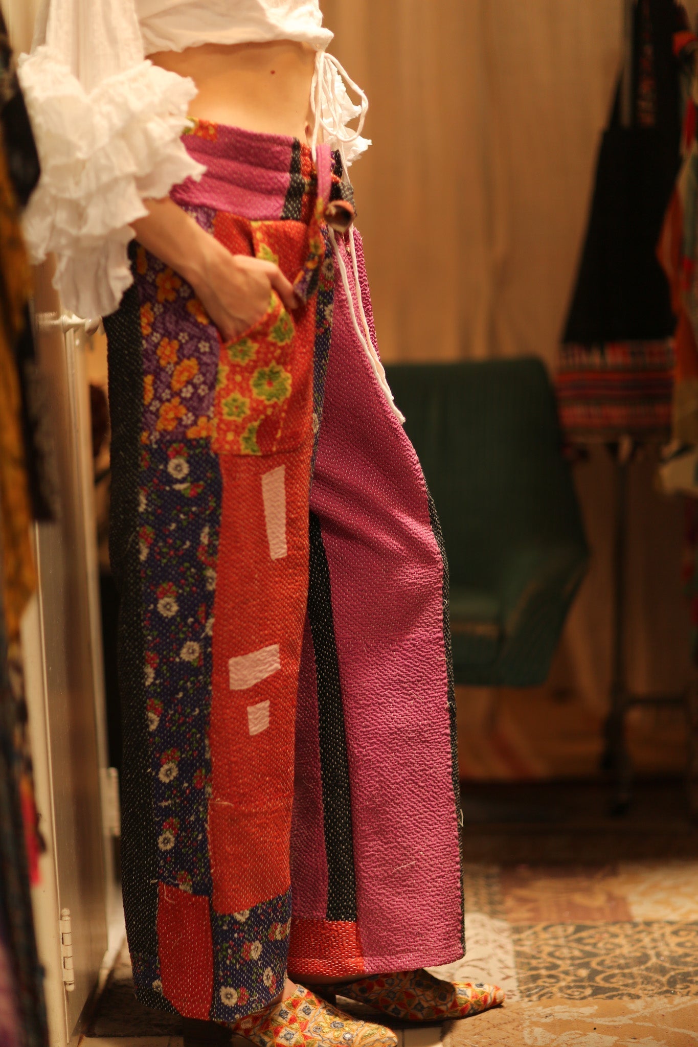 LENA KANTHA TROUSERS FUCHSIA AND FLOWERS - MOMO STUDIO BERLIN - Berlin Concept Store - sustainable & ethical fashion