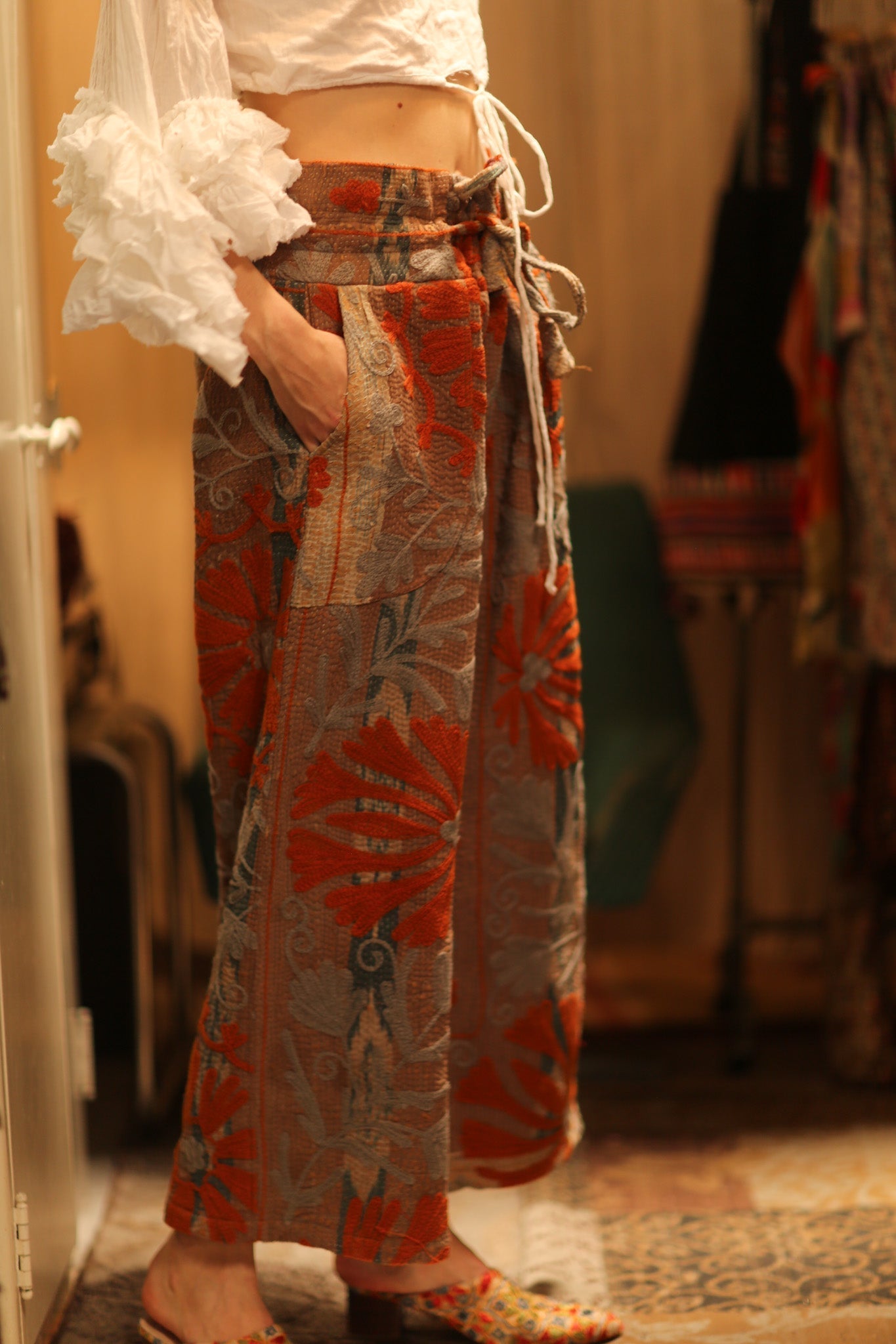LENA KANTHA TROUSERS ORANGE FLOWERS - MOMO STUDIO BERLIN - Berlin Concept Store - sustainable & ethical fashion