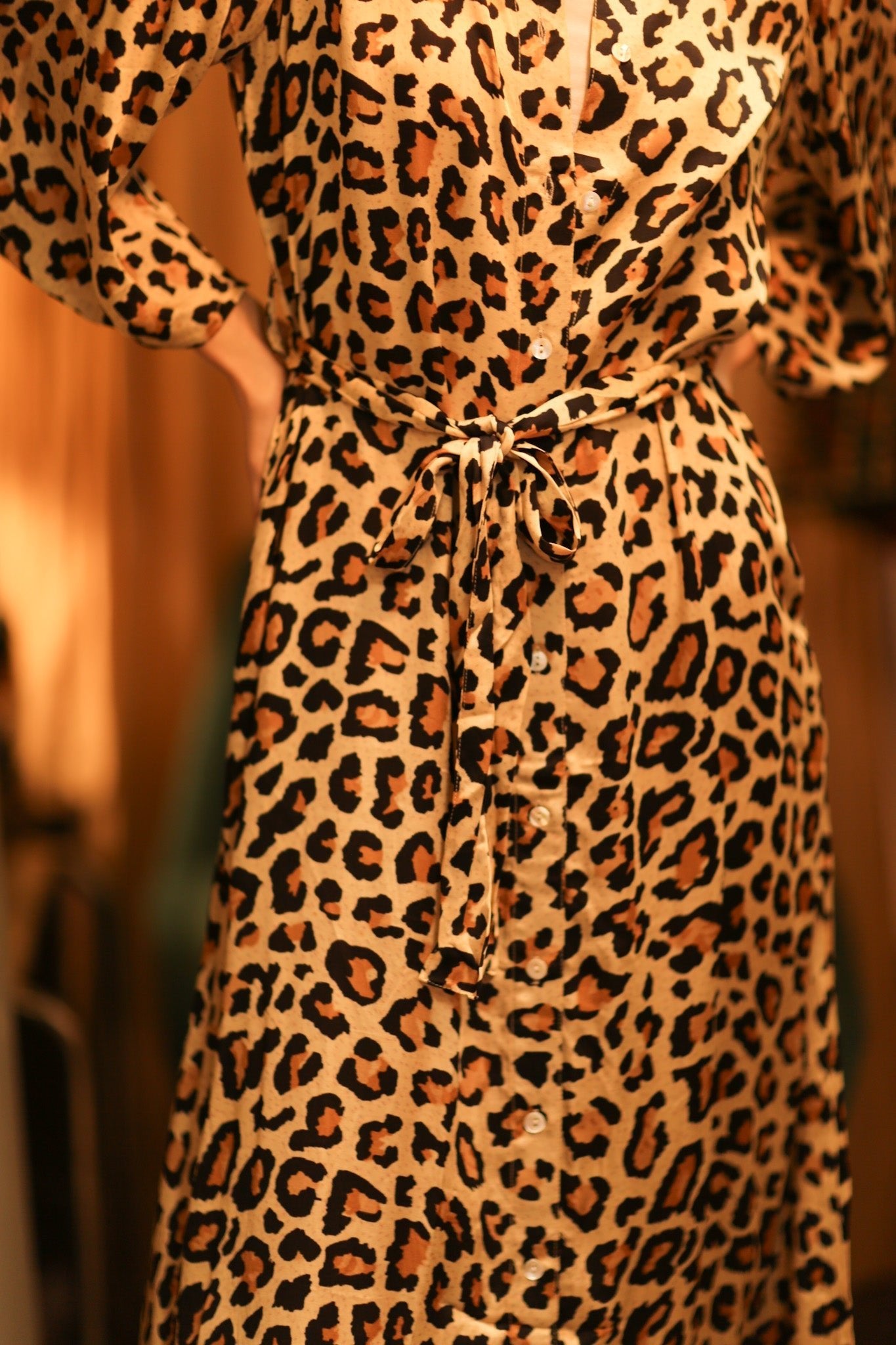 LEO PRINT BUTTON DRESS SERVGE - MOMO STUDIO BERLIN - Berlin Concept Store - sustainable & ethical fashion