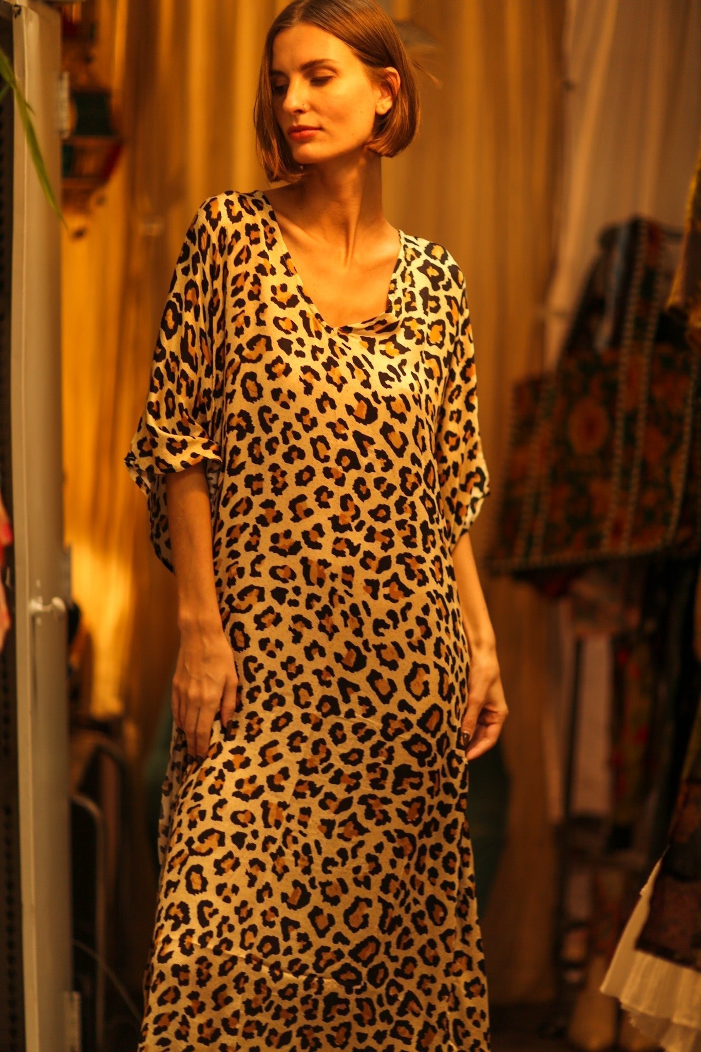 LEO PRINT SILK KAFTAN FRANKA - MOMO STUDIO BERLIN - Berlin Concept Store - sustainable & ethical fashion