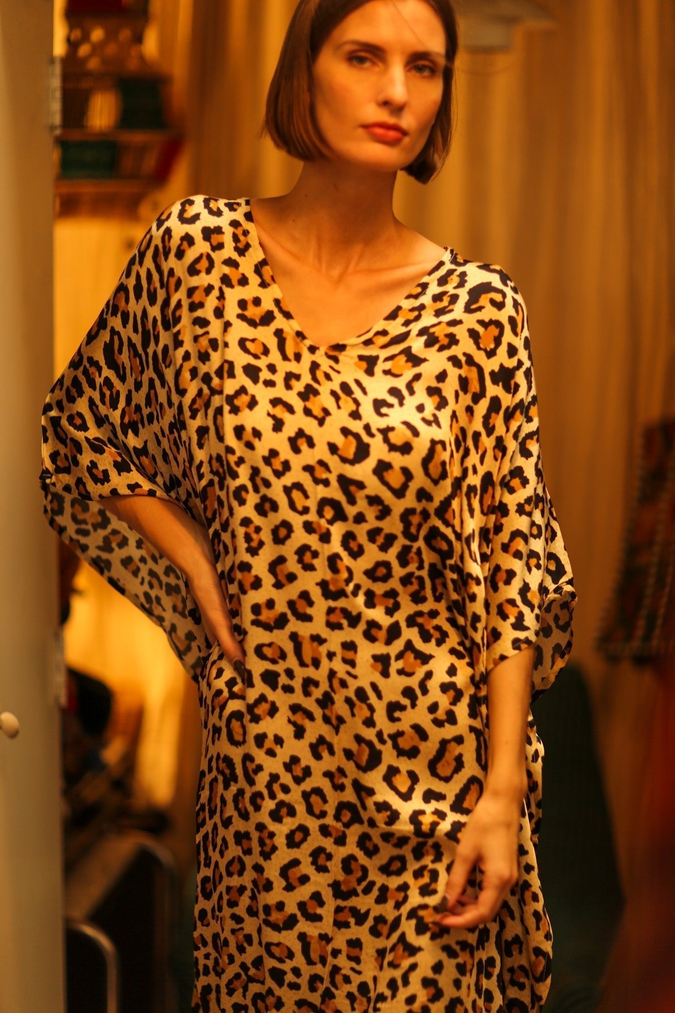LEO PRINT SILK KAFTAN FRANKA - MOMO STUDIO BERLIN - Berlin Concept Store - sustainable & ethical fashion