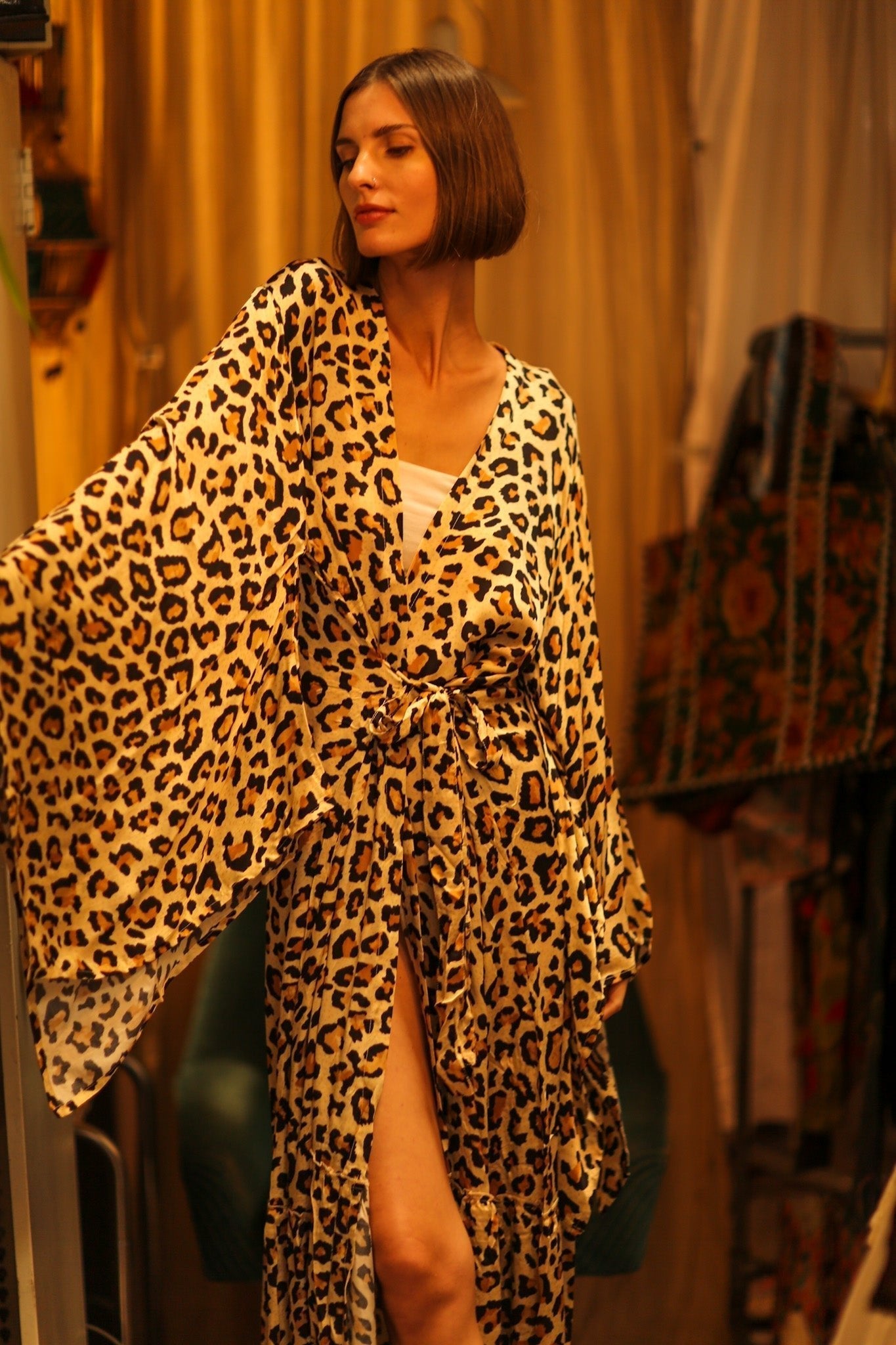 LEO PRINT XXL SILK KIMONO PINA - MOMO STUDIO BERLIN - Berlin Concept Store - sustainable & ethical fashion