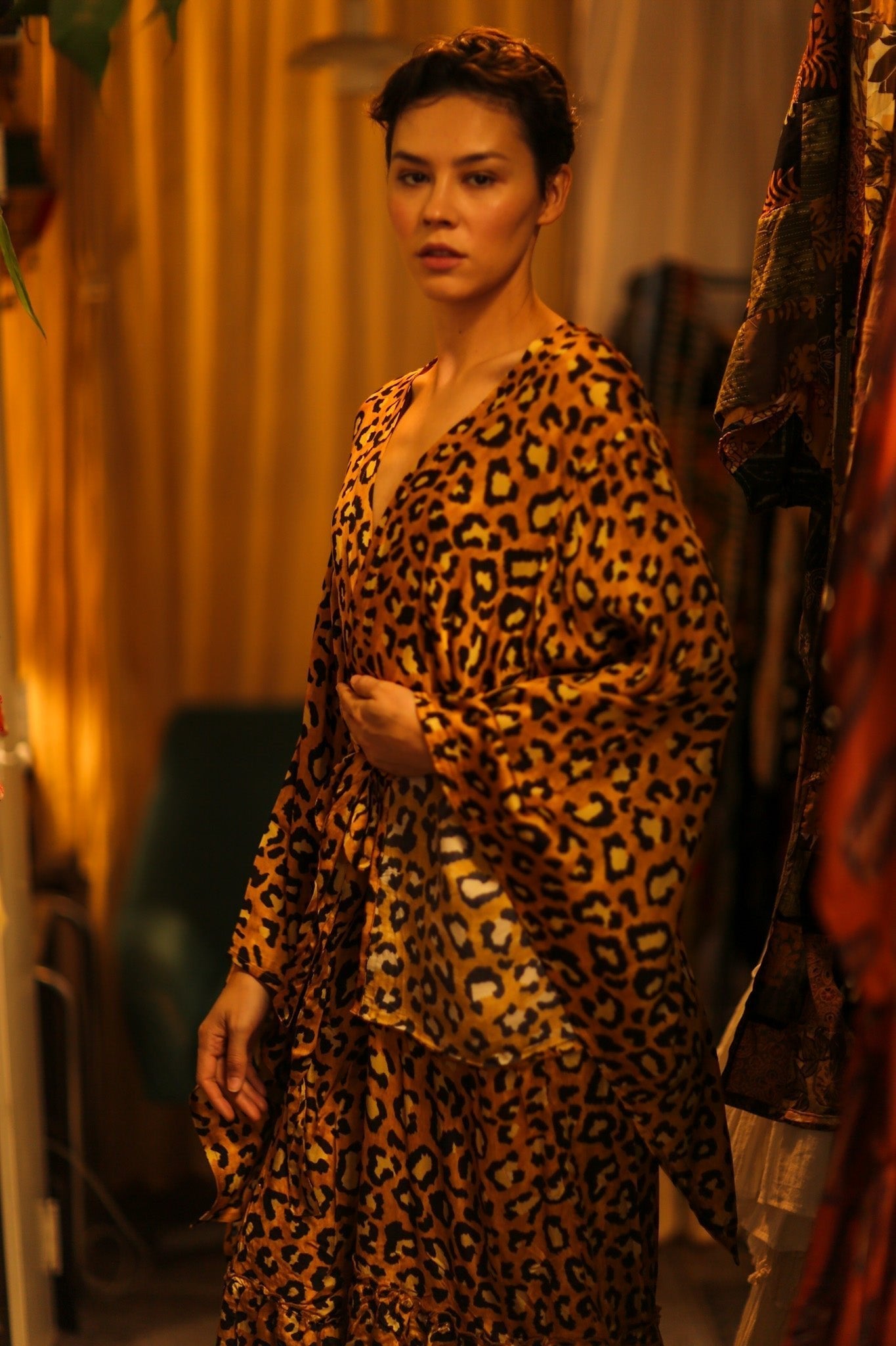 LEO PRINT XXL WING KIMONO HILA - MOMO STUDIO BERLIN - Berlin Concept Store - sustainable & ethical fashion