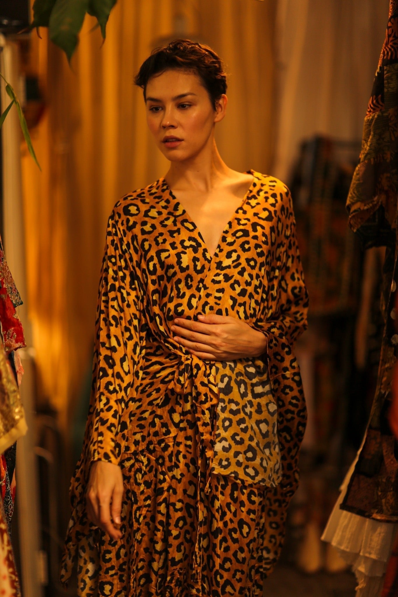 LEO PRINT XXL WING KIMONO HILA - MOMO STUDIO BERLIN - Berlin Concept Store - sustainable & ethical fashion