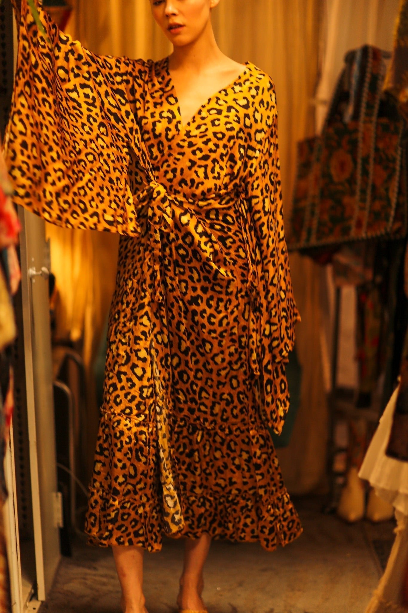LEO PRINT XXL WING KIMONO HILA - MOMO STUDIO BERLIN - Berlin Concept Store - sustainable & ethical fashion