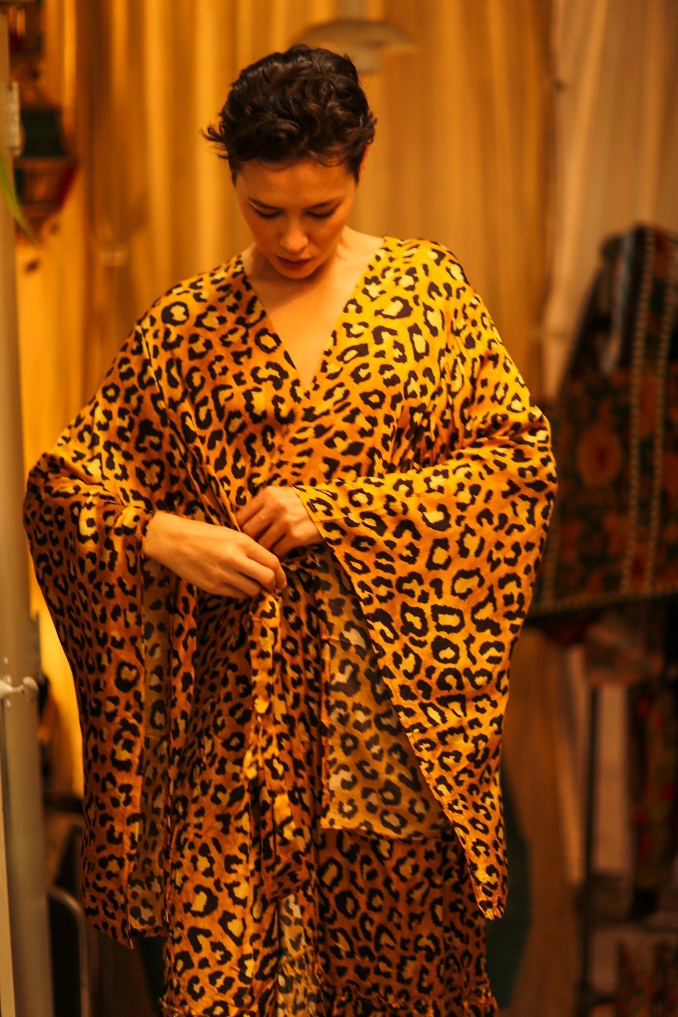 LEO PRINT XXL WING KIMONO HILA - MOMO STUDIO BERLIN - Berlin Concept Store - sustainable & ethical fashion