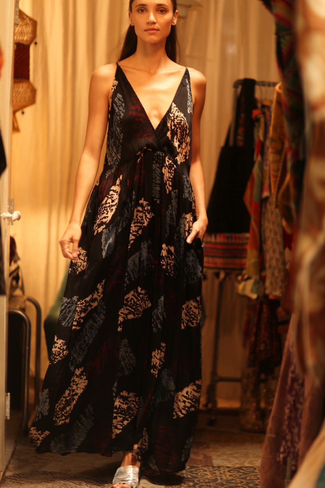 LILY SILK DRESS BLACK PAINTERS - MOMO STUDIO BERLIN - Berlin Concept Store - sustainable & ethical fashion