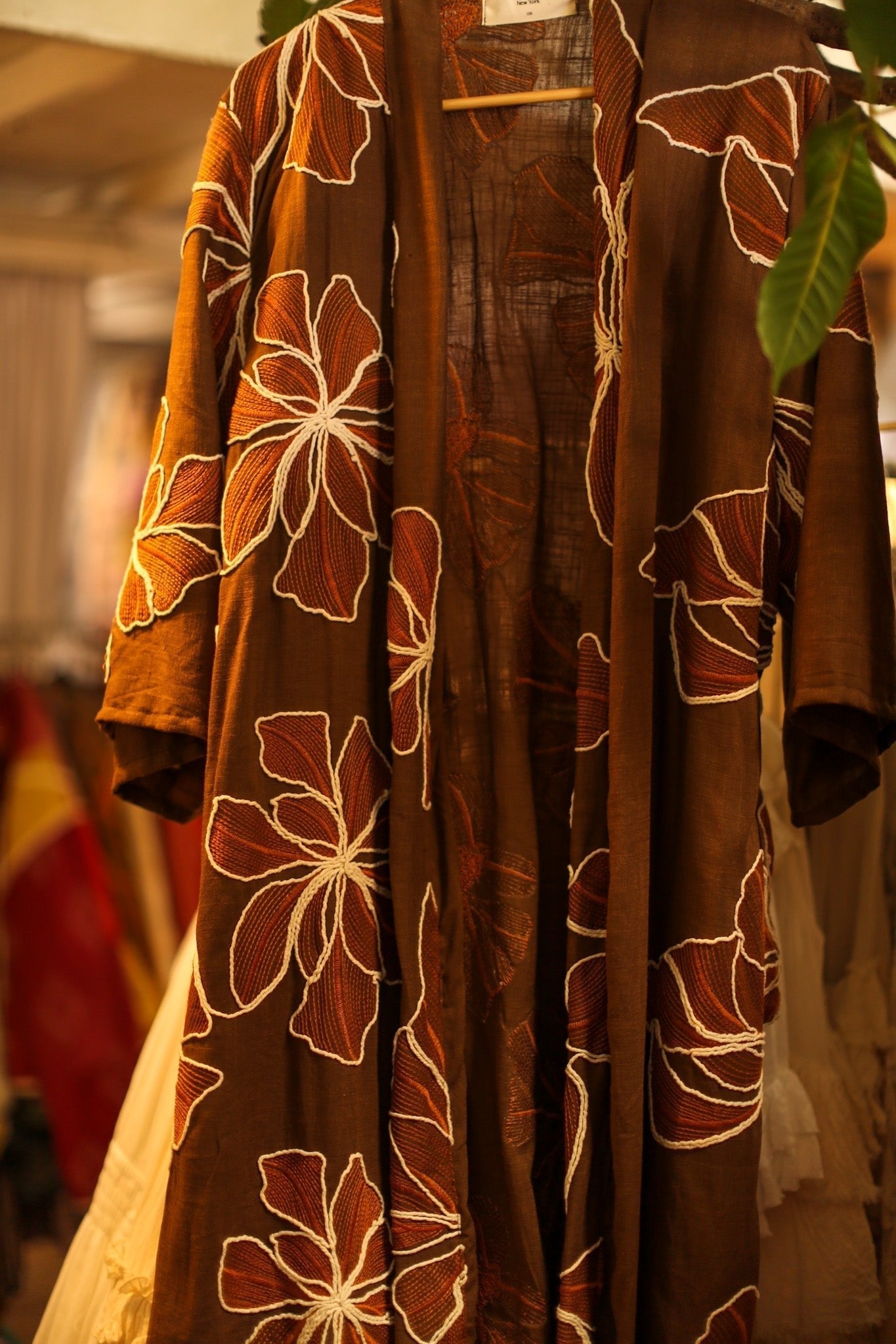 LINEN EMBROIDERED KIMONO MARIETTA - MOMO STUDIO BERLIN - Berlin Concept Store - sustainable & ethical fashion