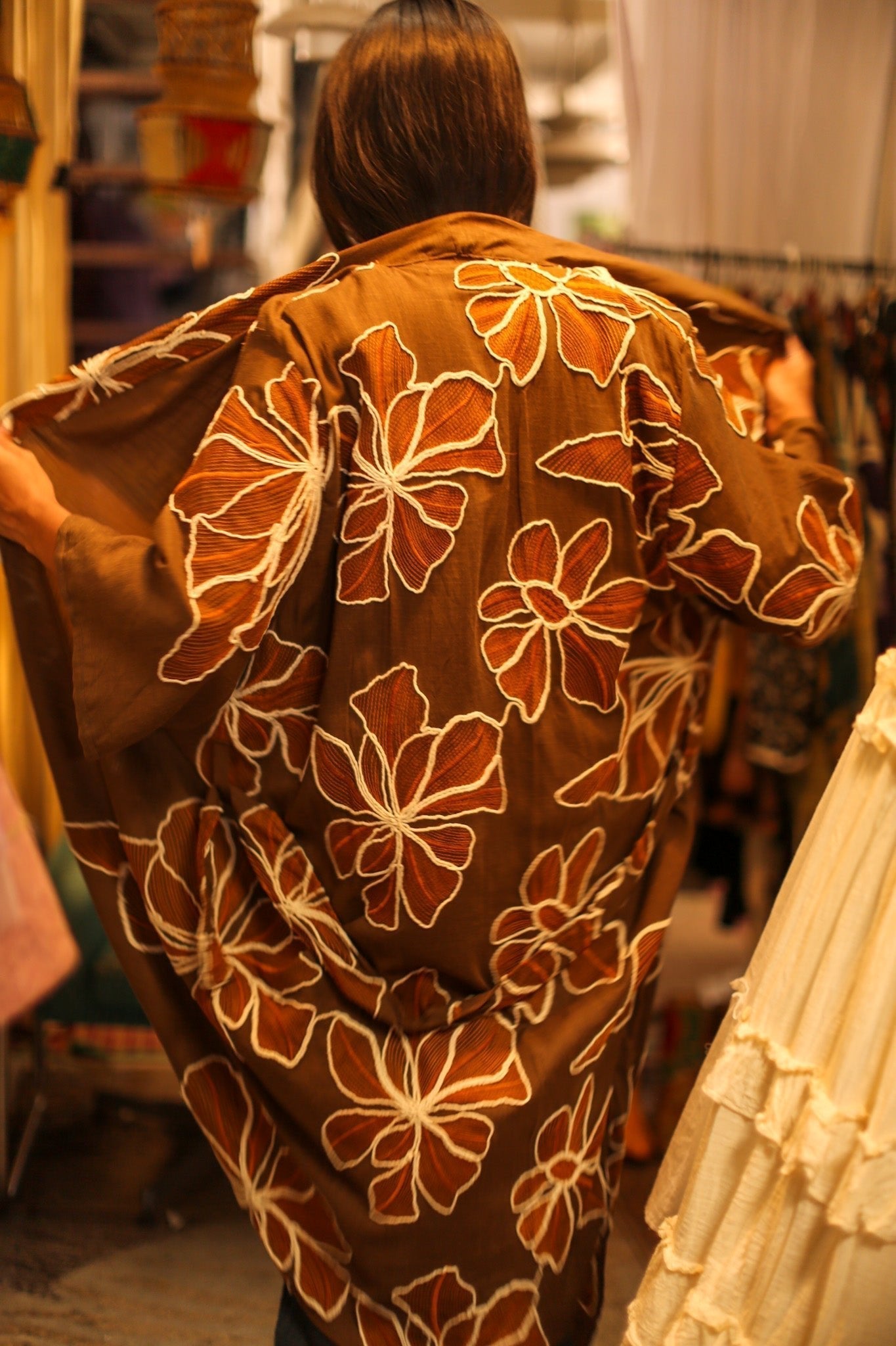 LINEN EMBROIDERED KIMONO MARIETTA - MOMO STUDIO BERLIN - Berlin Concept Store - sustainable & ethical fashion