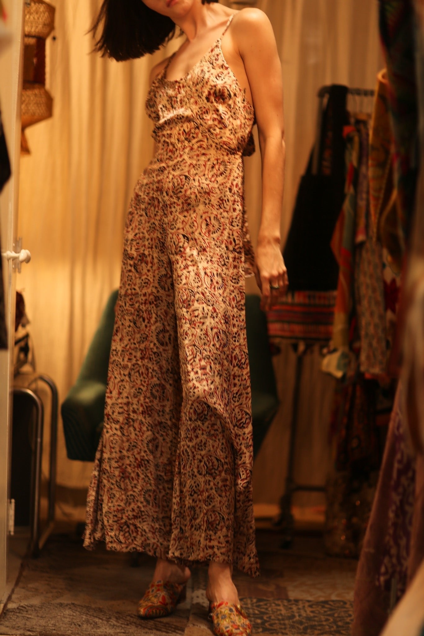 NEIS SILK JUMPSUIT CIRCUS RED - MOMO STUDIO BERLIN - Berlin Concept Store - sustainable & ethical fashion
