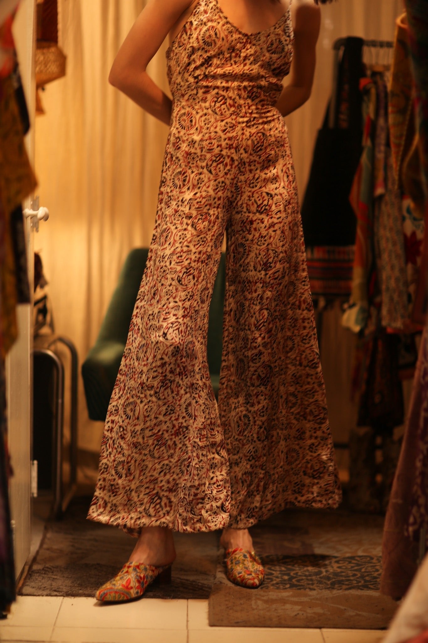NEIS SILK JUMPSUIT CIRCUS RED - MOMO STUDIO BERLIN - Berlin Concept Store - sustainable & ethical fashion
