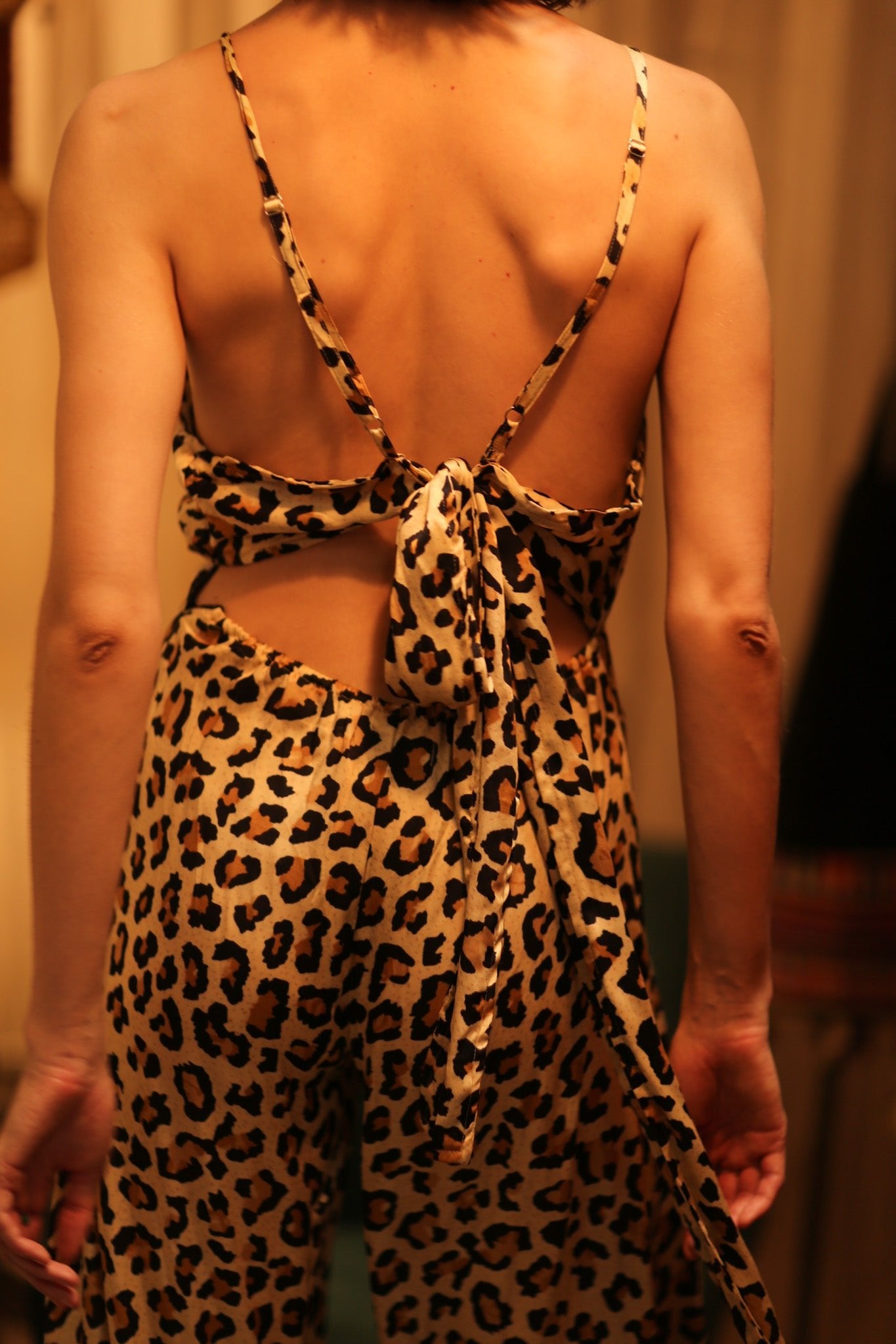 NEIS SILK JUMPSUIT PALE LEO - MOMO STUDIO BERLIN - Berlin Concept Store - sustainable & ethical fashion