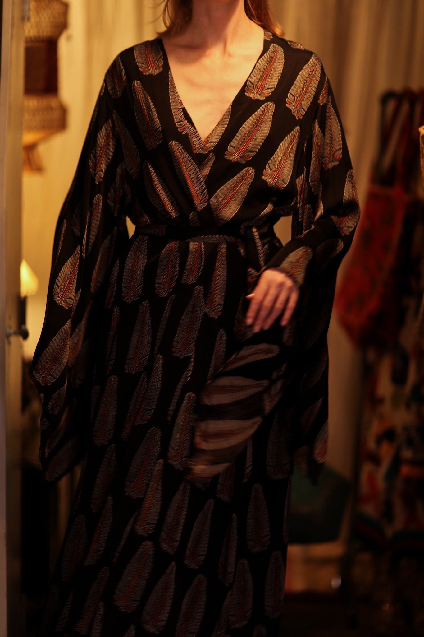 PINA SILK KIMONO BLACK FEATHER - MOMO STUDIO BERLIN - Berlin Concept Store - sustainable & ethical fashion