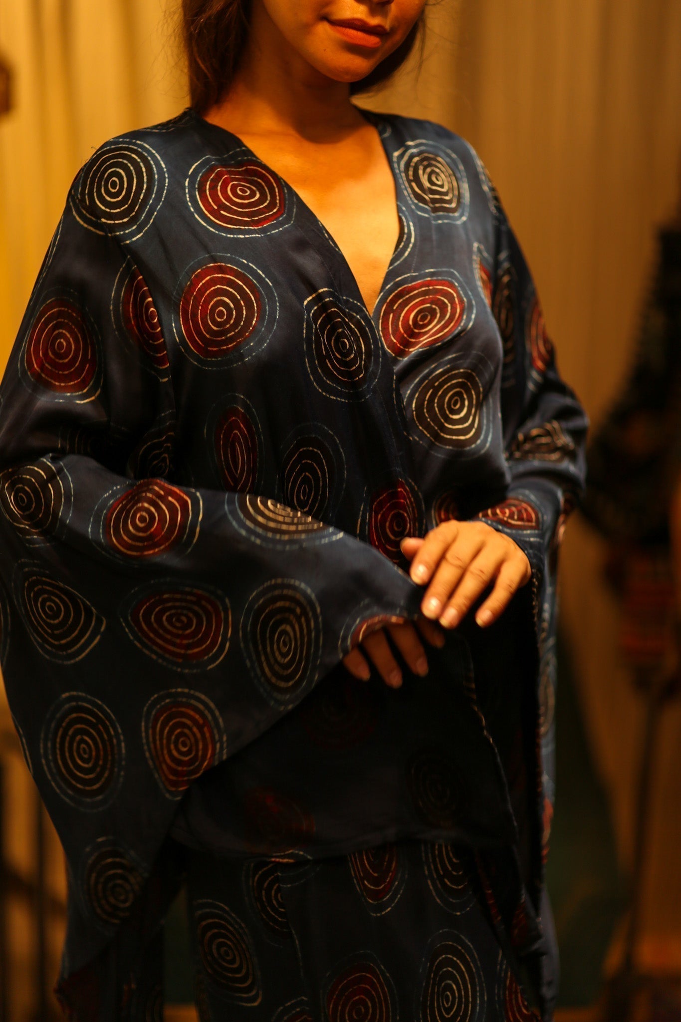 PINA SILK KIMONO BLUE CIRLE - MOMO STUDIO BERLIN - Berlin Concept Store - sustainable & ethical fashion