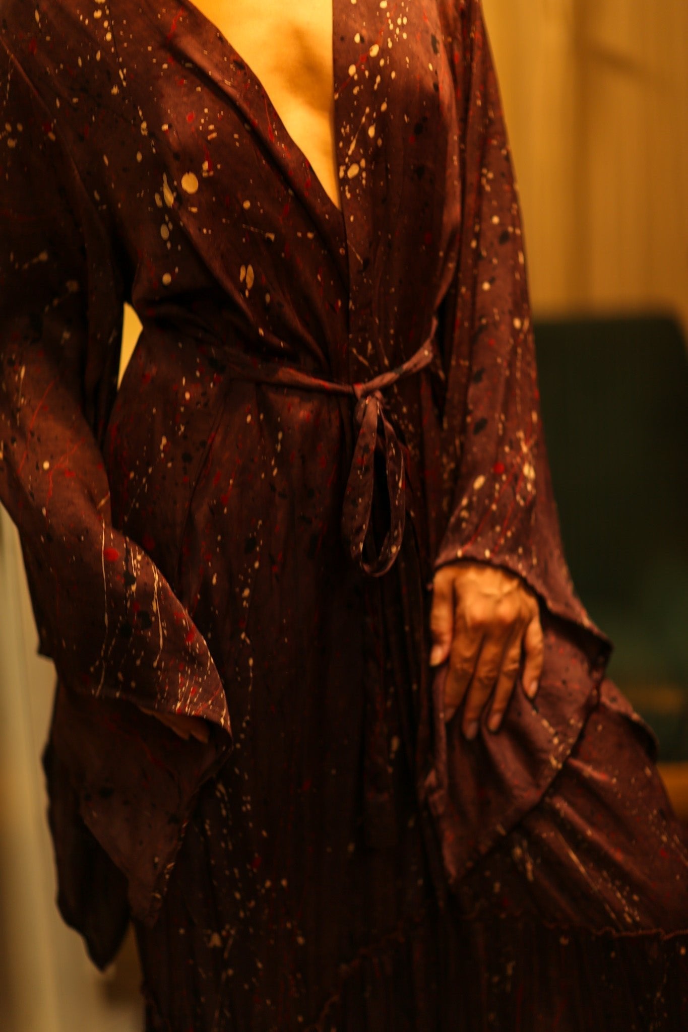 PINA SILK KIMONO BURGUNDY POLLOCK - MOMO STUDIO BERLIN - Berlin Concept Store - sustainable & ethical fashion