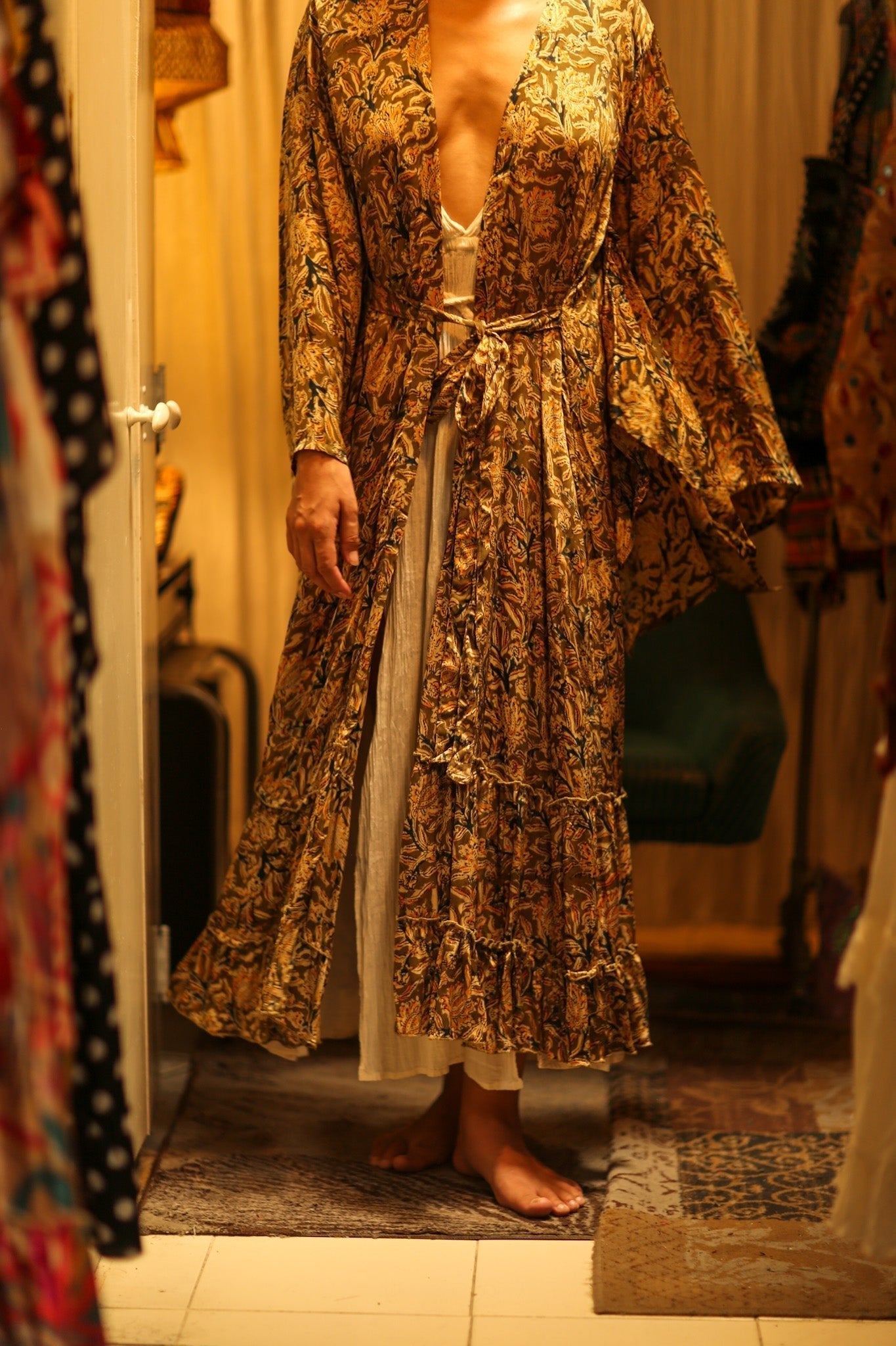PINA SILK KIMONO CARNIVORE COFFEE - MOMO STUDIO BERLIN - Berlin Concept Store - sustainable & ethical fashion