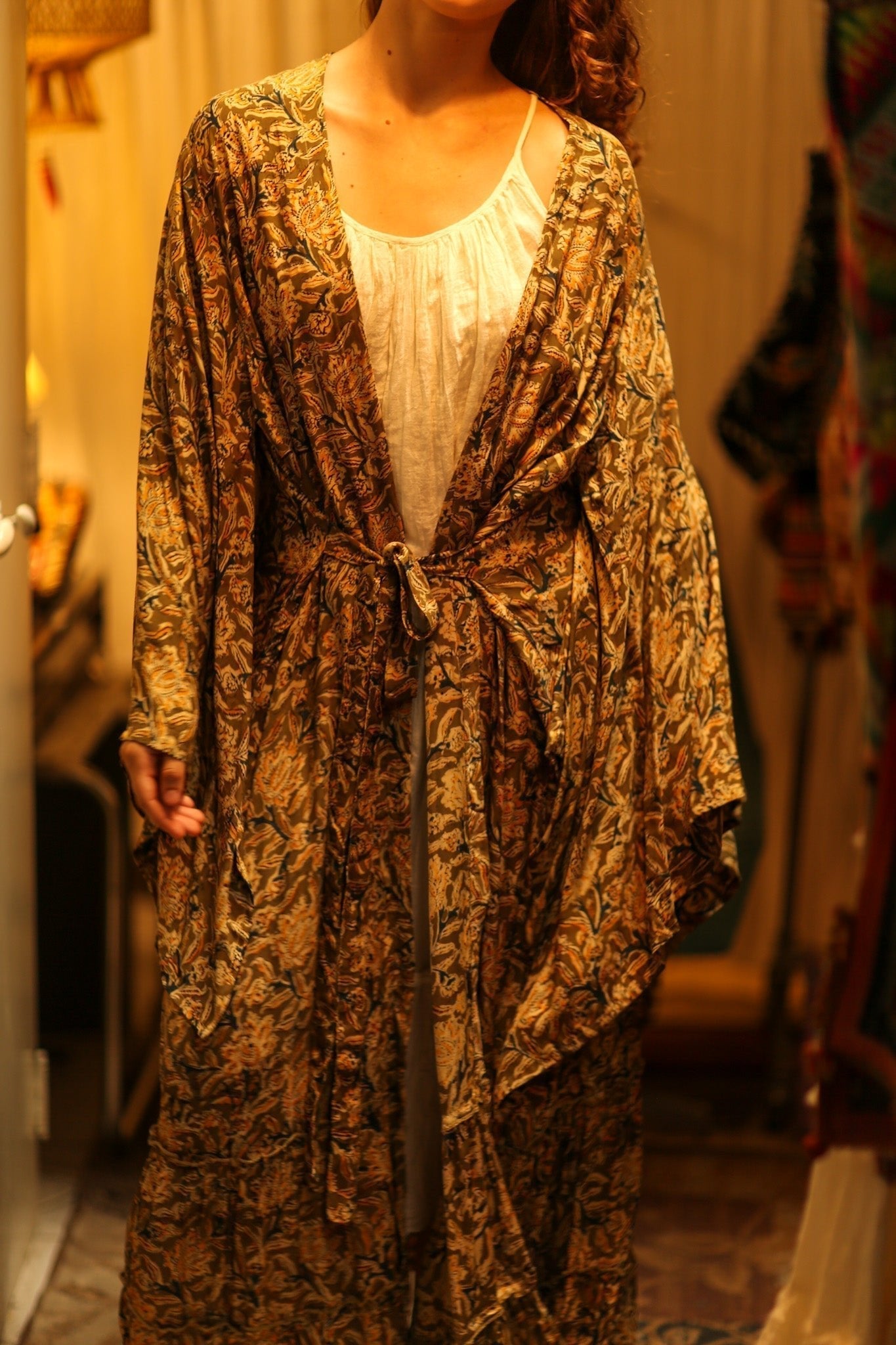 PINA SILK KIMONO CARNIVORE GREEN - MOMO STUDIO BERLIN - Berlin Concept Store - sustainable & ethical fashion