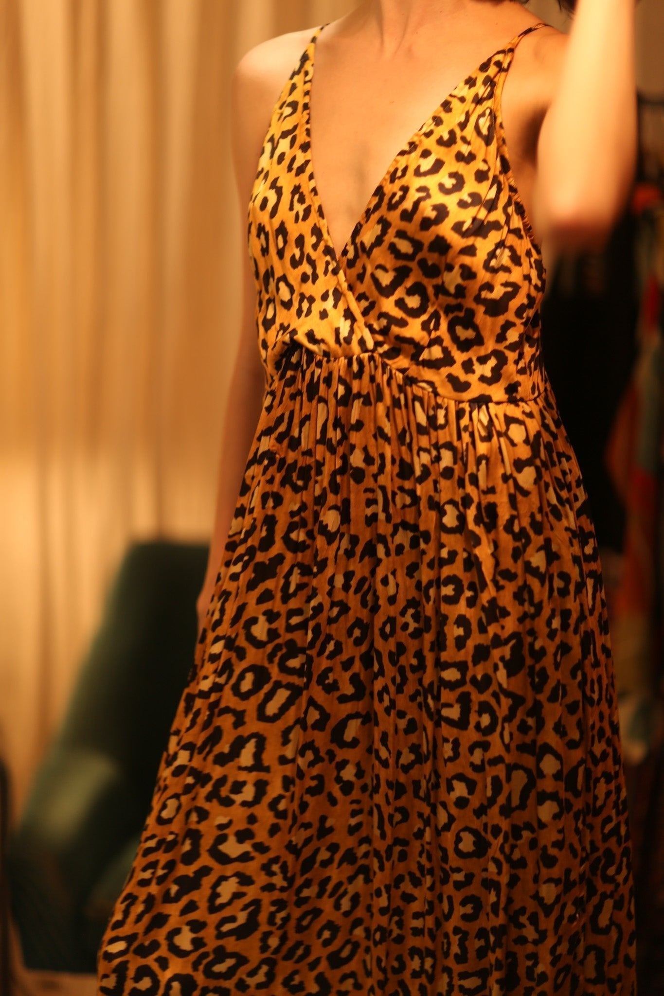 SILK DRESS LILY LEO PRINT DARK - MOMO STUDIO BERLIN - Berlin Concept Store - sustainable & ethical fashion