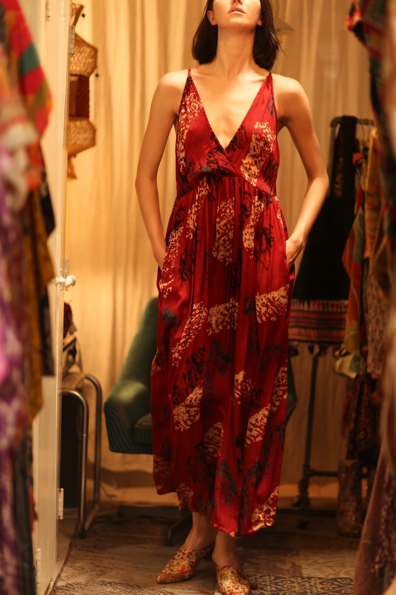 SILK DRESS LILY RED PAINTERS EDIT - MOMO STUDIO BERLIN - Berlin Concept Store - sustainable & ethical fashion