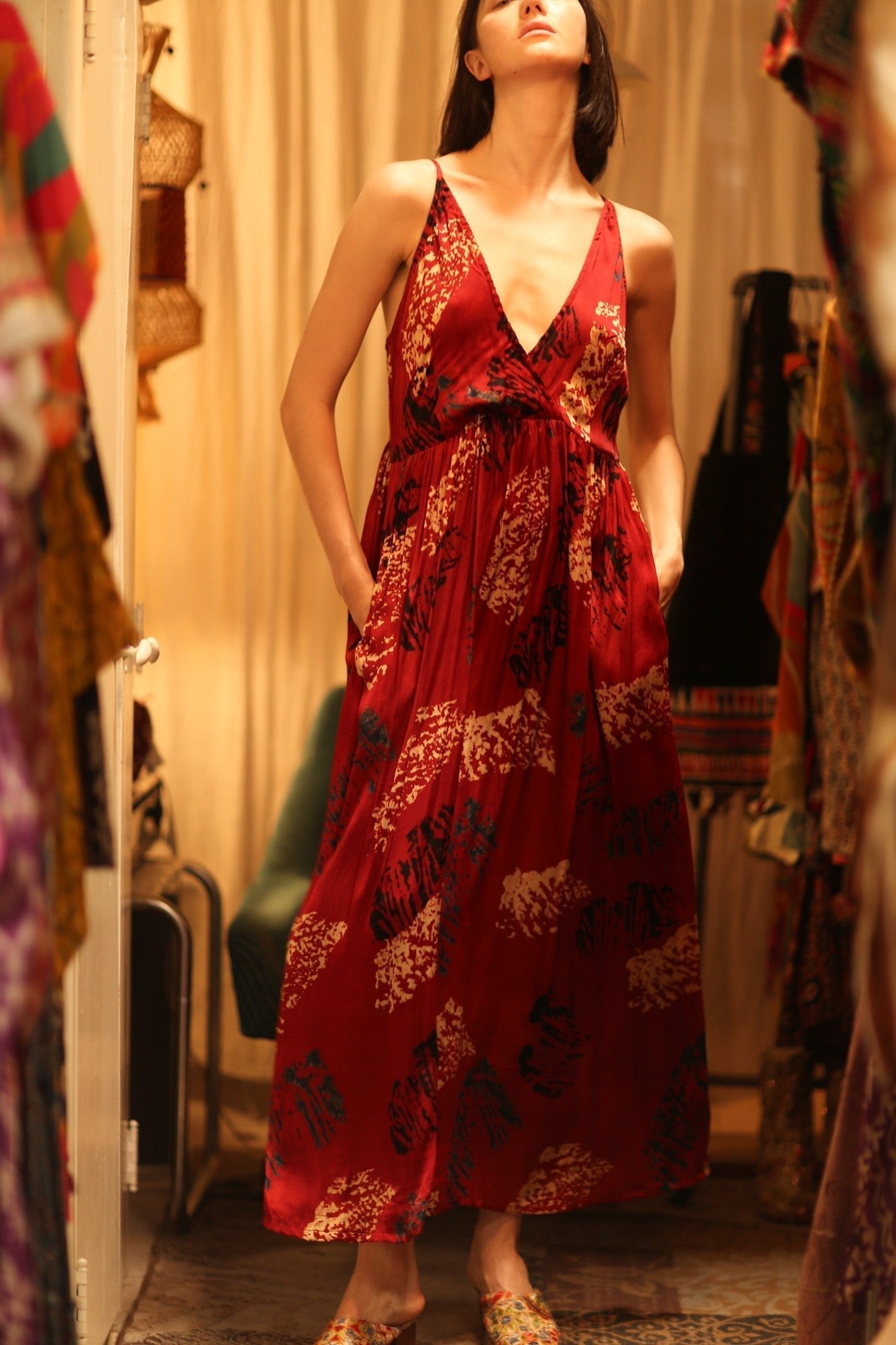 SILK DRESS LILY RED PAINTERS EDIT - MOMO STUDIO BERLIN - Berlin Concept Store - sustainable & ethical fashion