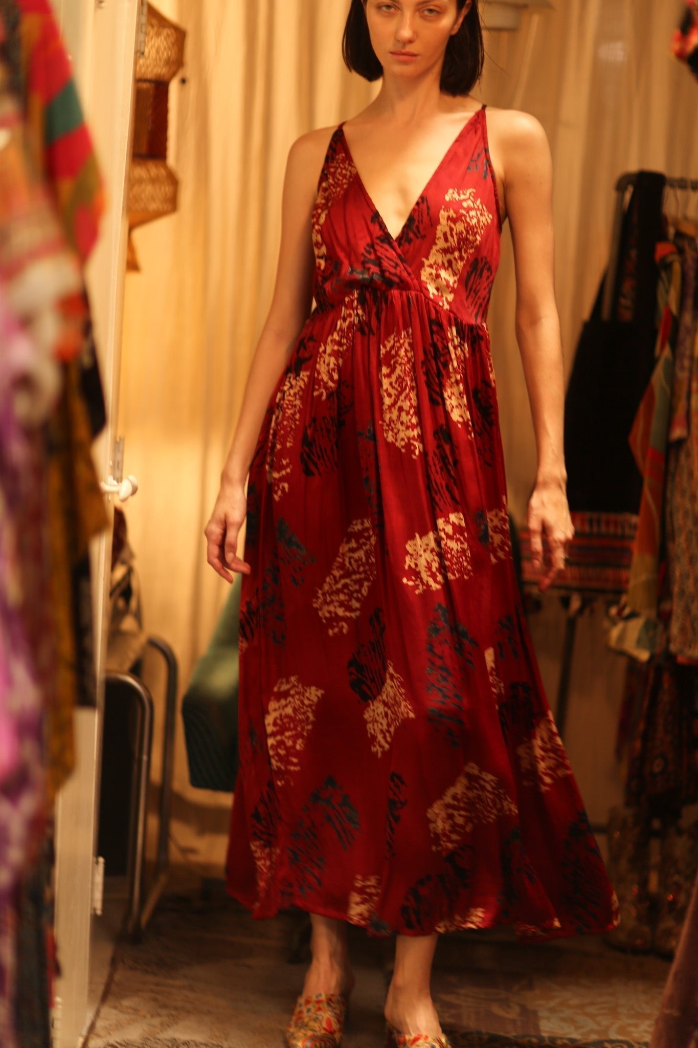 SILK DRESS LILY RED PAINTERS EDIT - MOMO STUDIO BERLIN - Berlin Concept Store - sustainable & ethical fashion