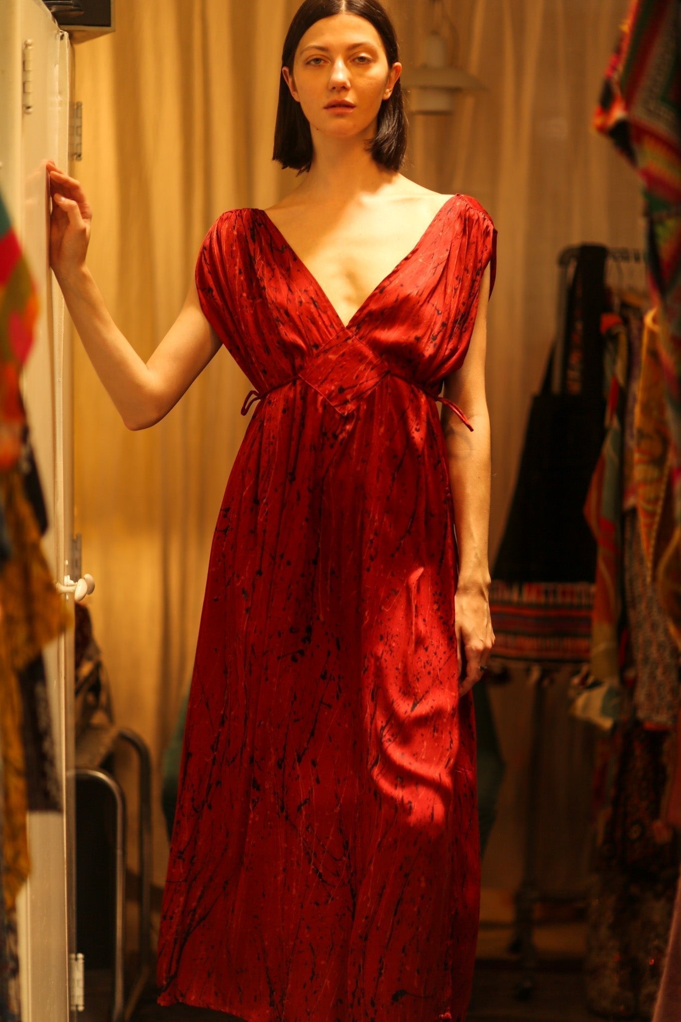 SILK DRESS VICTORIA RED PAINTER - MOMO STUDIO BERLIN - Berlin Concept Store - sustainable & ethical fashion