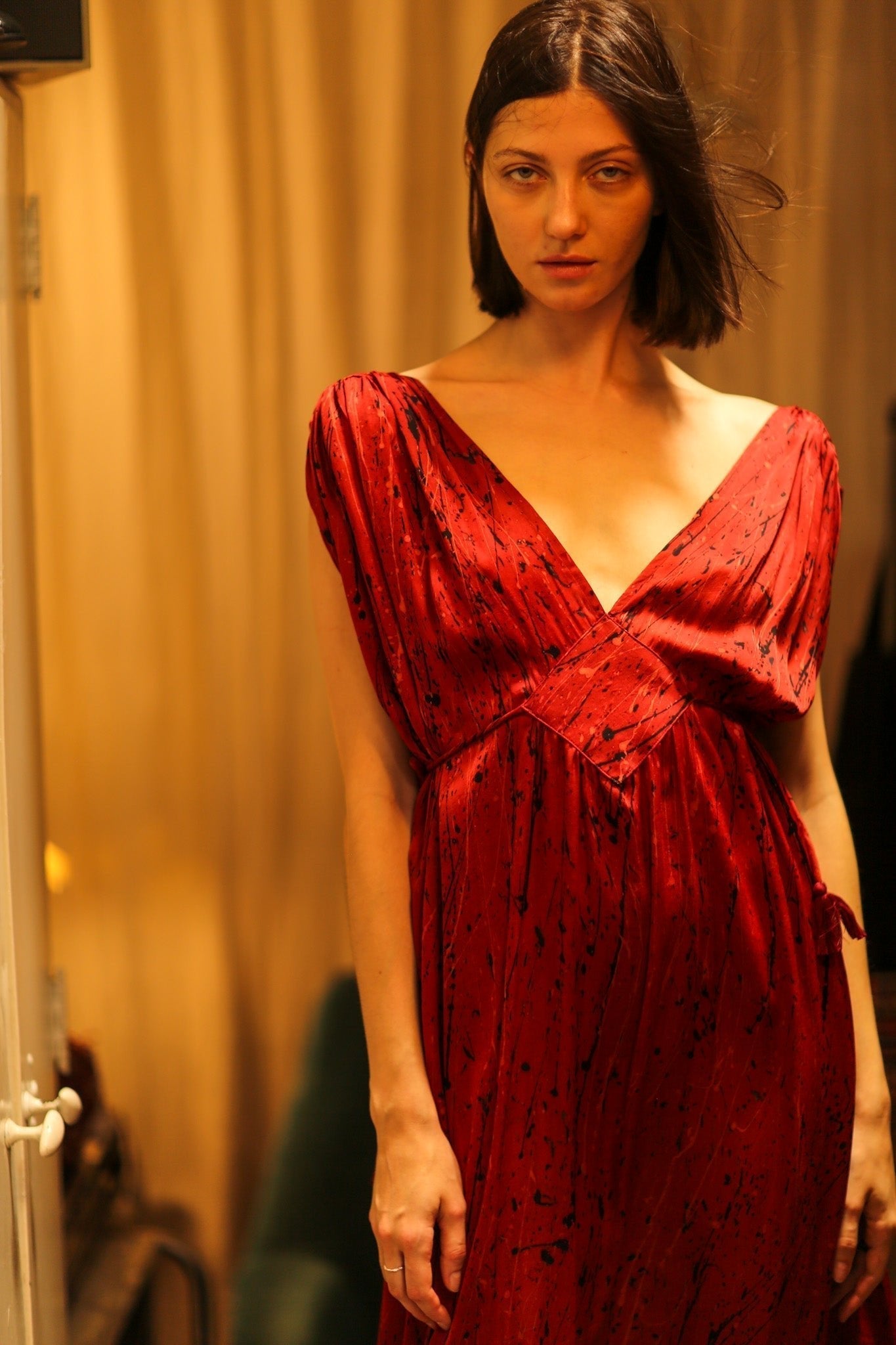 SILK DRESS VICTORIA RED PAINTER - MOMO STUDIO BERLIN - Berlin Concept Store - sustainable & ethical fashion