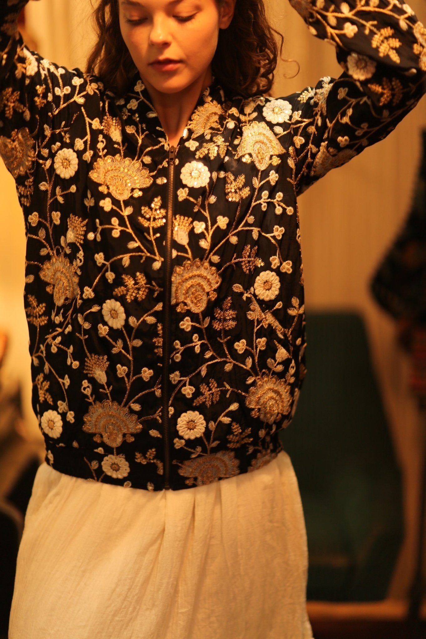 SILK EMBROIDERED BOMBER JACKET ANCHA LISA - MOMO STUDIO BERLIN - Berlin Concept Store - sustainable & ethical fashion