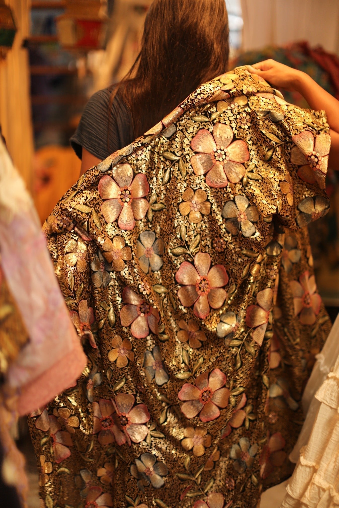 SILK EMBROIDERED KIMONO LONINA - MOMO STUDIO BERLIN - Berlin Concept Store - sustainable & ethical fashion