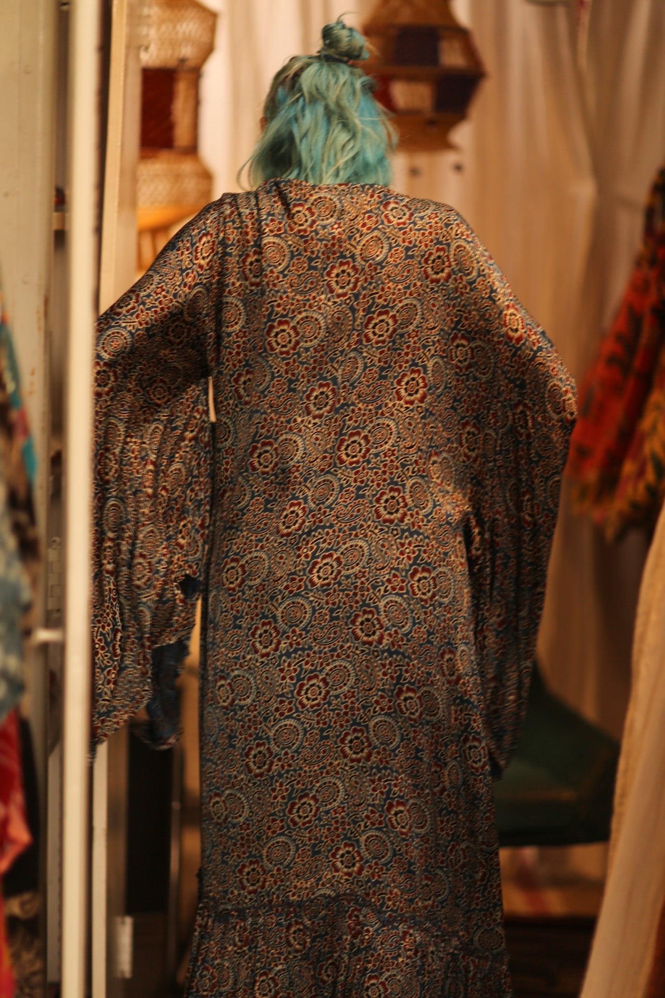 SILK HAND BLOCK PRINT KIMONO PINA BLUE LAGOOON - MOMO STUDIO BERLIN - Berlin Concept Store - sustainable & ethical fashion