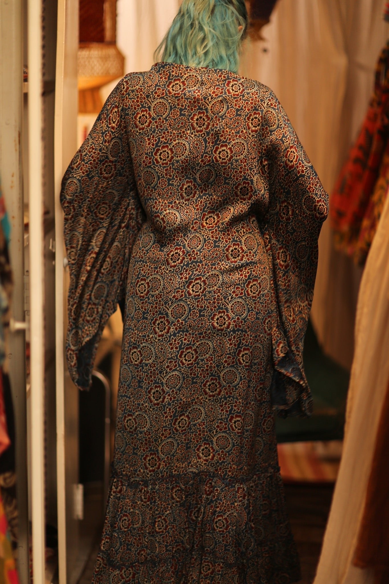 SILK HAND BLOCK PRINT KIMONO PINA BLUE LAGOOON - MOMO STUDIO BERLIN - Berlin Concept Store - sustainable & ethical fashion