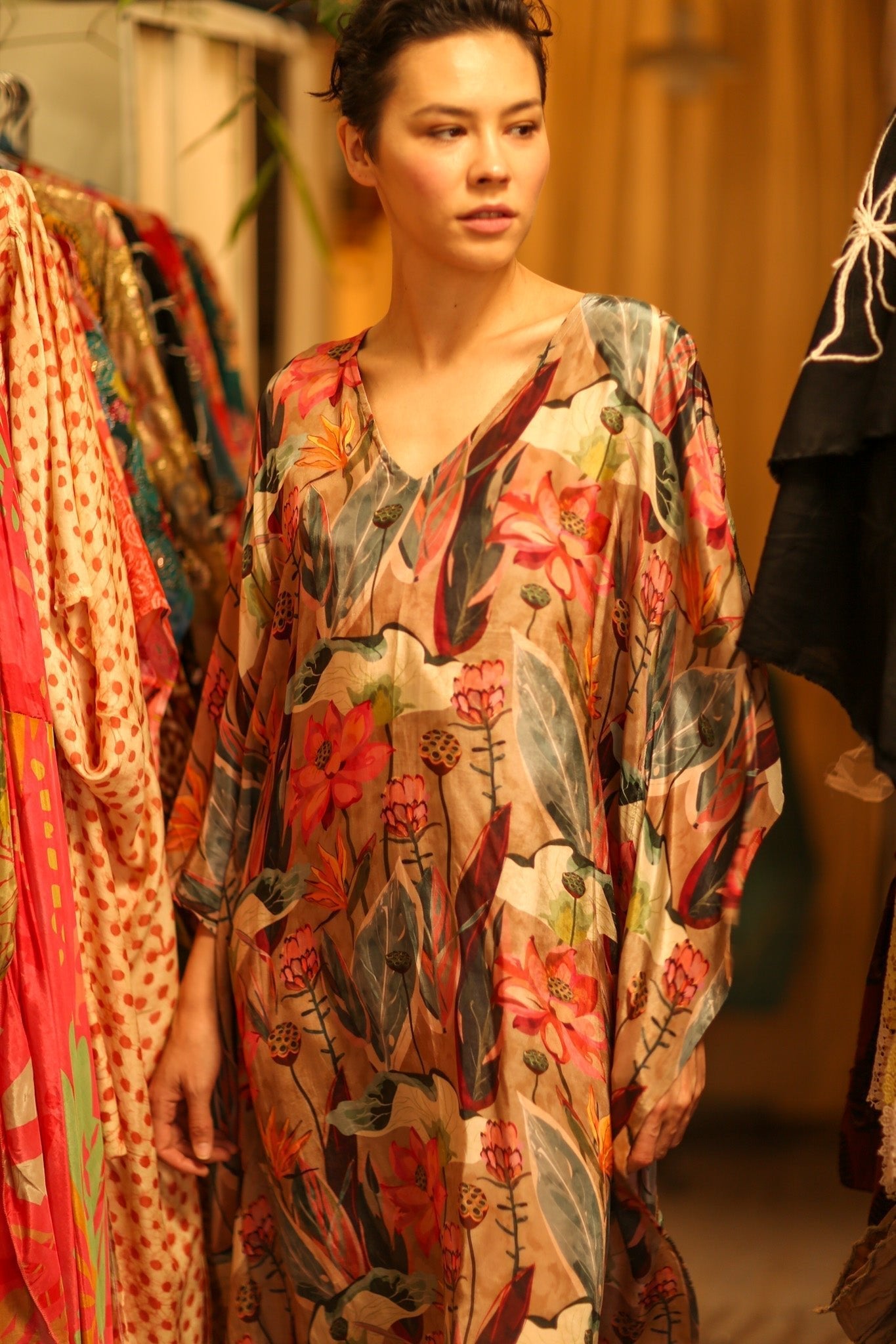 SILK KAFTAN NAMUD - MOMO STUDIO BERLIN - Berlin Concept Store - sustainable & ethical fashion