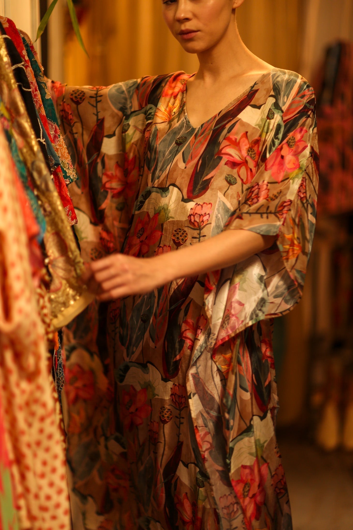 SILK KAFTAN NAMUD - MOMO STUDIO BERLIN - Berlin Concept Store - sustainable & ethical fashion