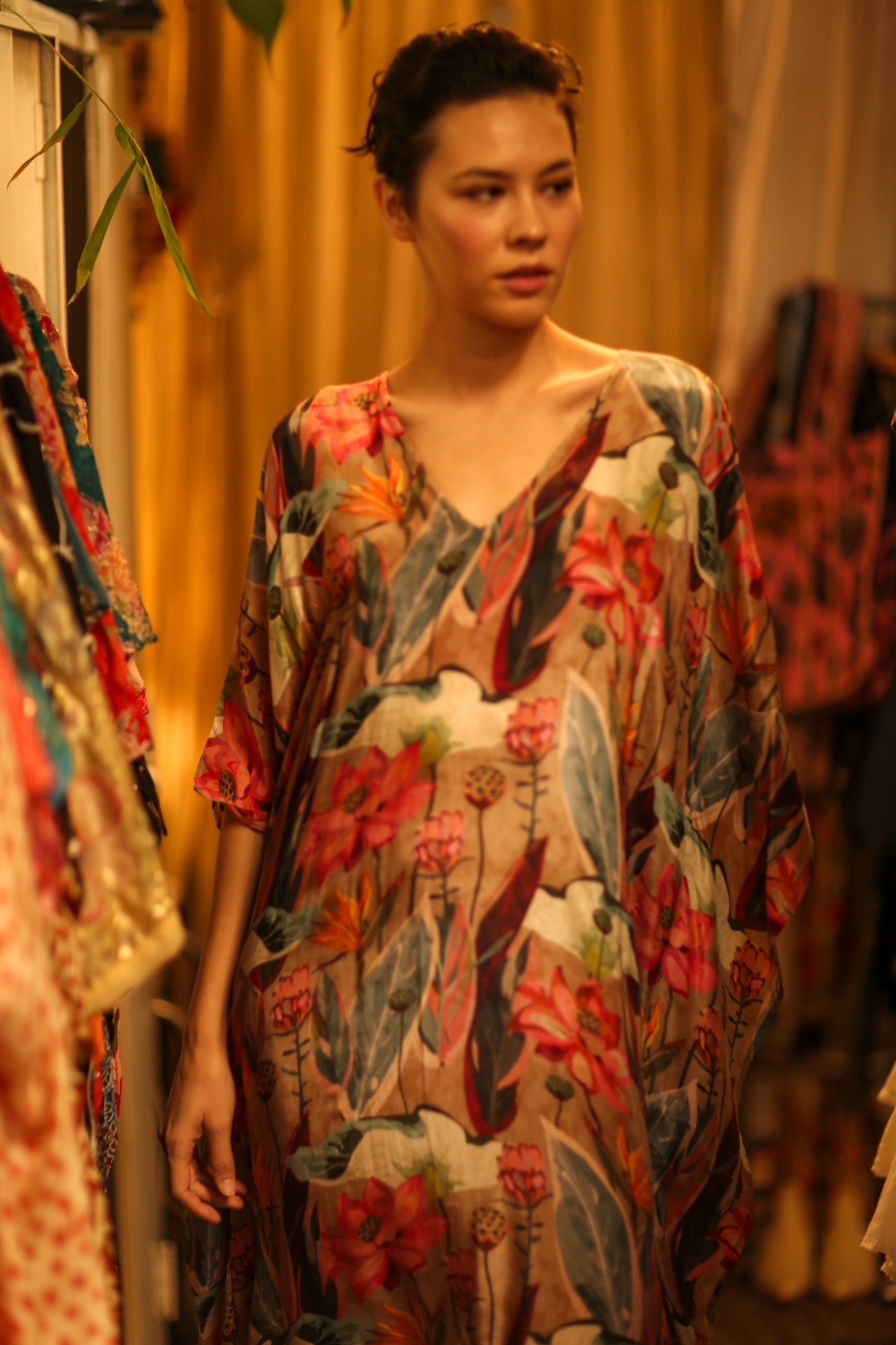 SILK KAFTAN NAMUD - MOMO STUDIO BERLIN - Berlin Concept Store - sustainable & ethical fashion