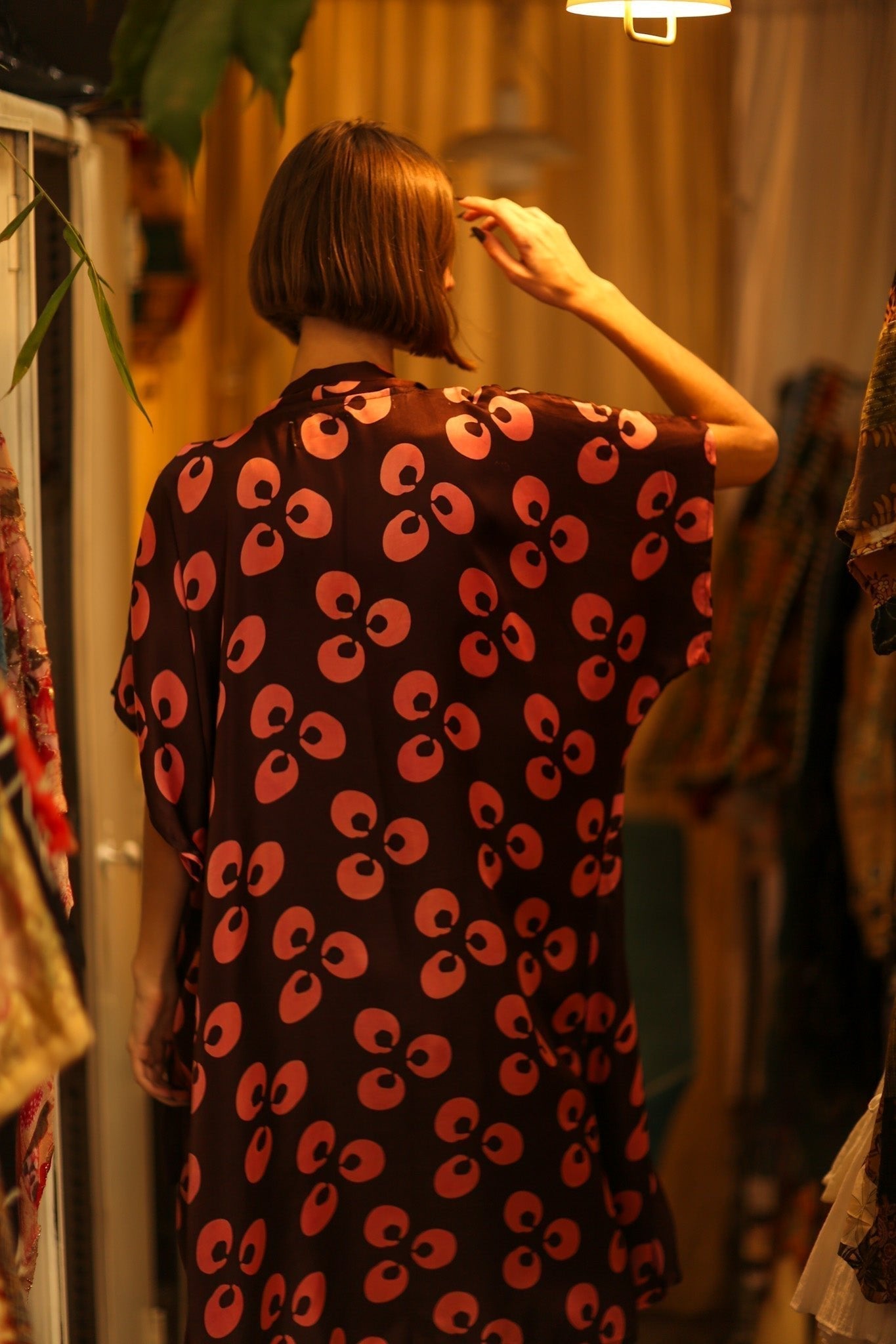 SILK KIMONO BROWN LITTLE PINK FLOWER - MOMO STUDIO BERLIN - Berlin Concept Store - sustainable & ethical fashion