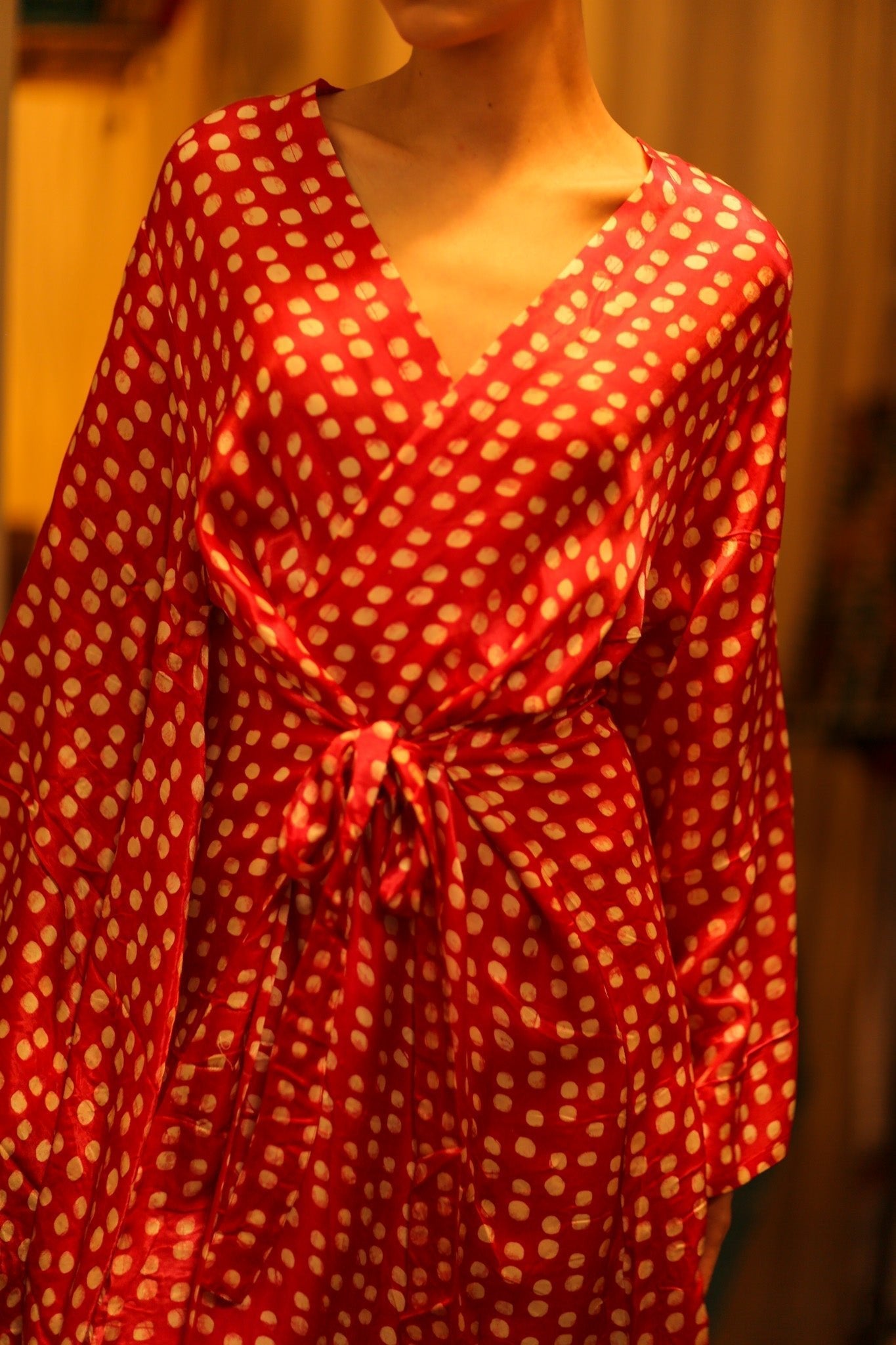 SILK RED XXL KIMONO NURI - MOMO STUDIO BERLIN - Berlin Concept Store - sustainable & ethical fashion