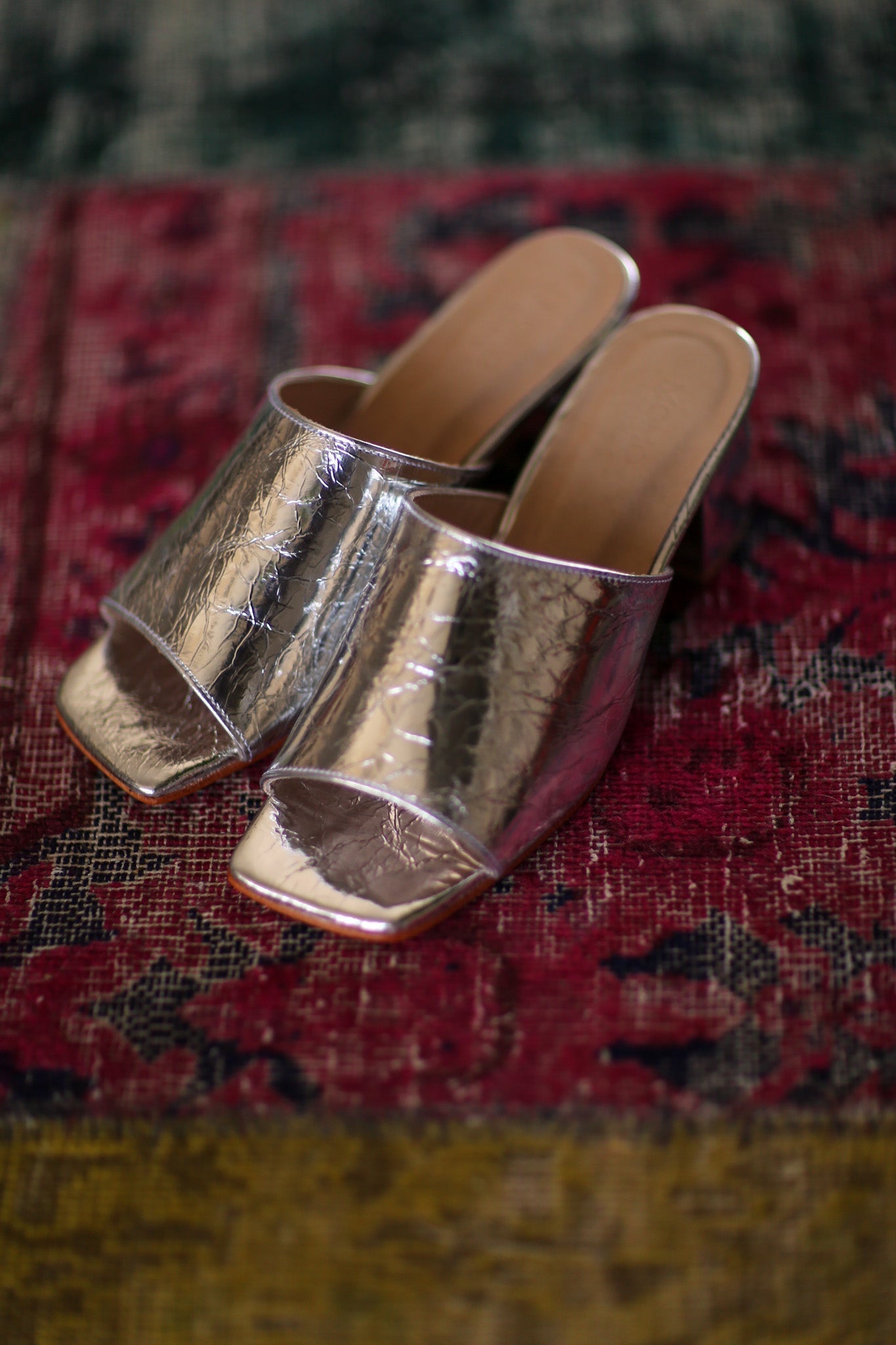 SILVER CRACKED METALLIC HEELED MULES PERRY - MOMO STUDIO BERLIN - Berlin Concept Store - sustainable & ethical fashion