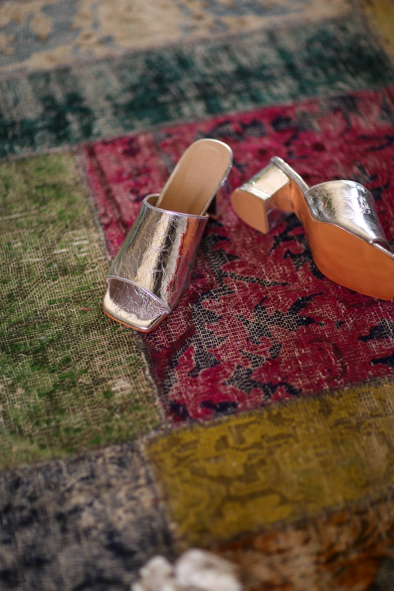 SILVER CRACKED METALLIC HEELED MULES PERRY - MOMO STUDIO BERLIN - Berlin Concept Store - sustainable & ethical fashion