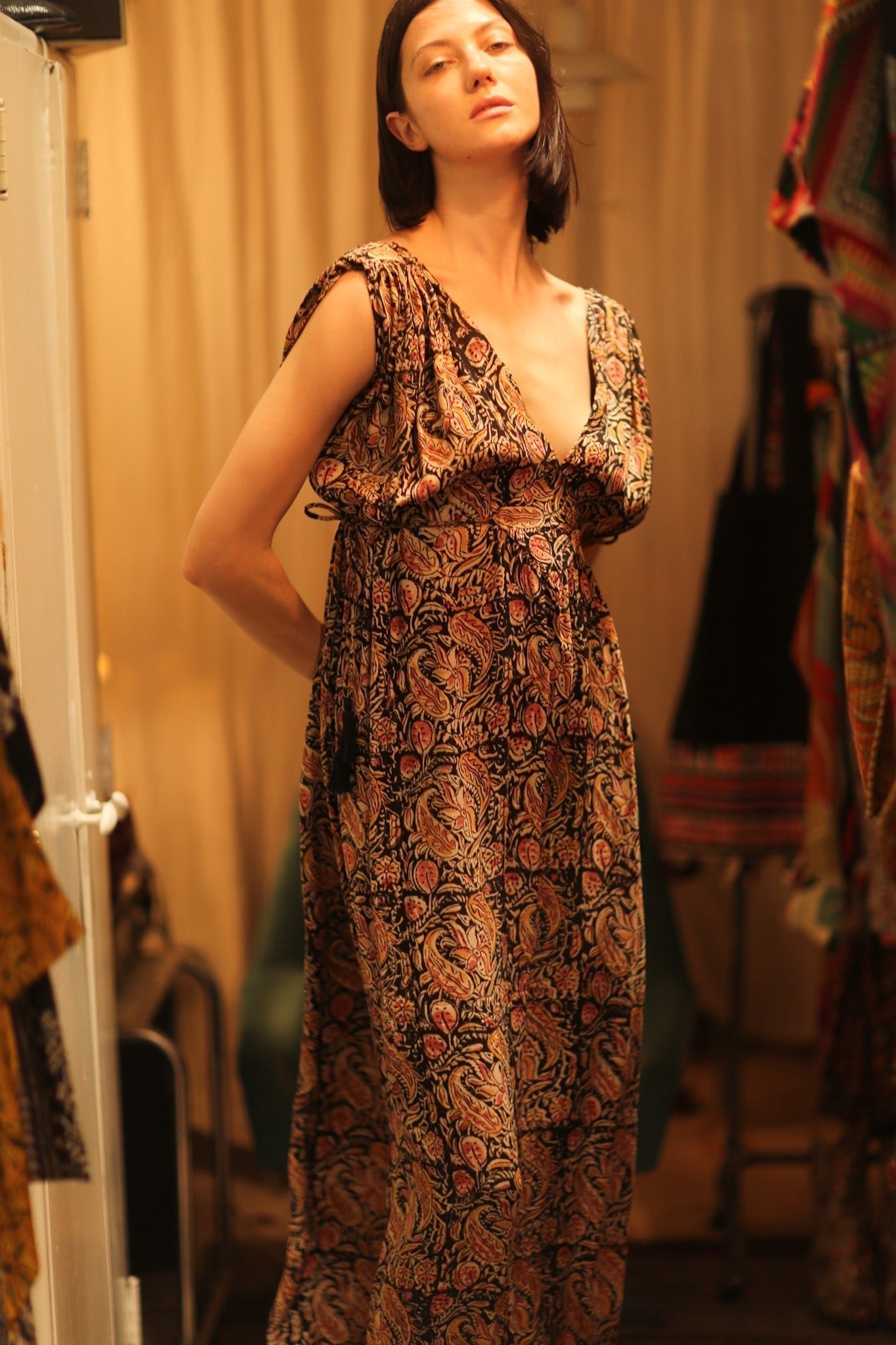 VICTORIA SILK DRESS CARNIVORE BLACK - MOMO STUDIO BERLIN - Berlin Concept Store - sustainable & ethical fashion
