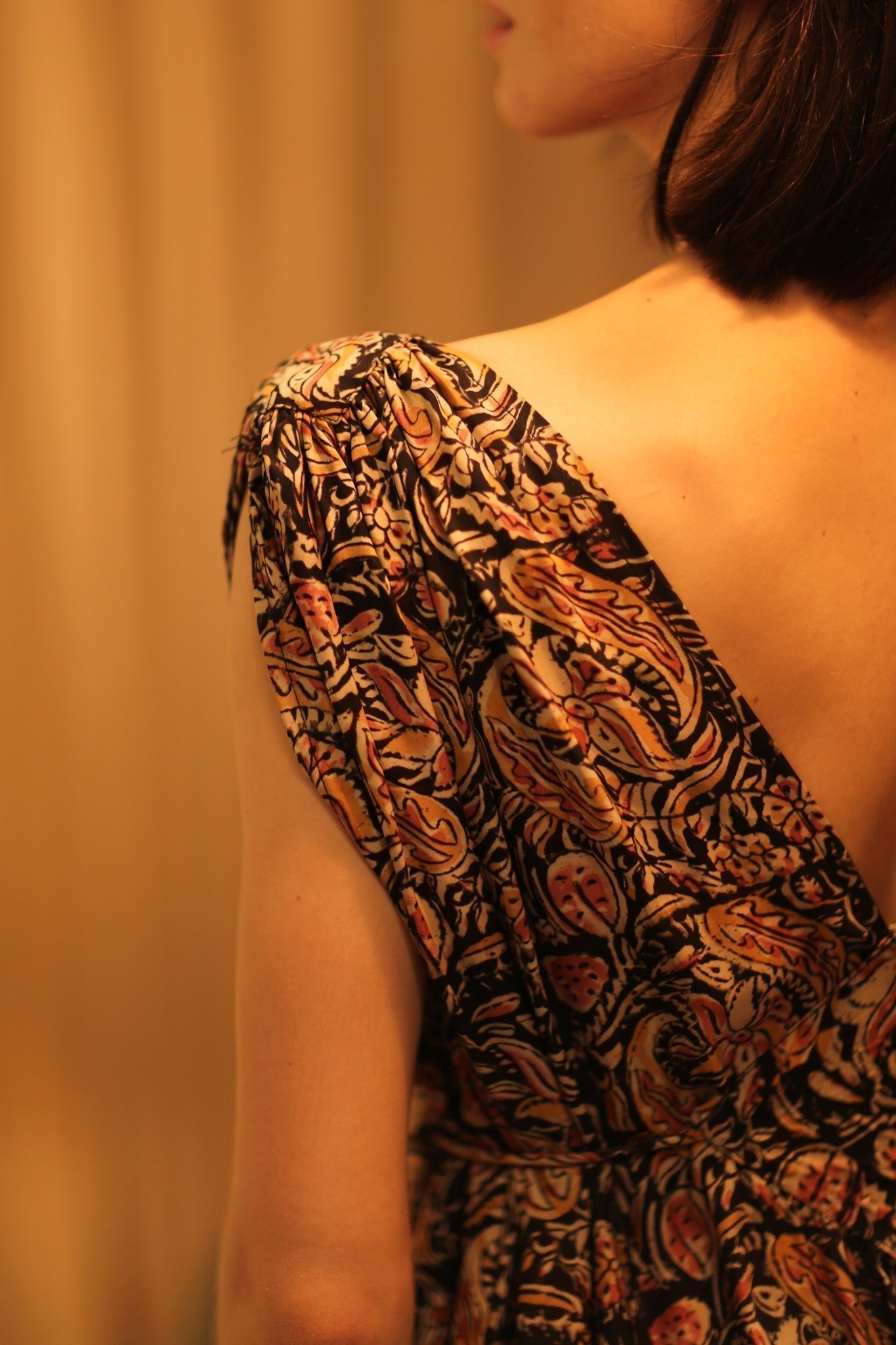 VICTORIA SILK DRESS CARNIVORE BLACK - MOMO STUDIO BERLIN - Berlin Concept Store - sustainable & ethical fashion