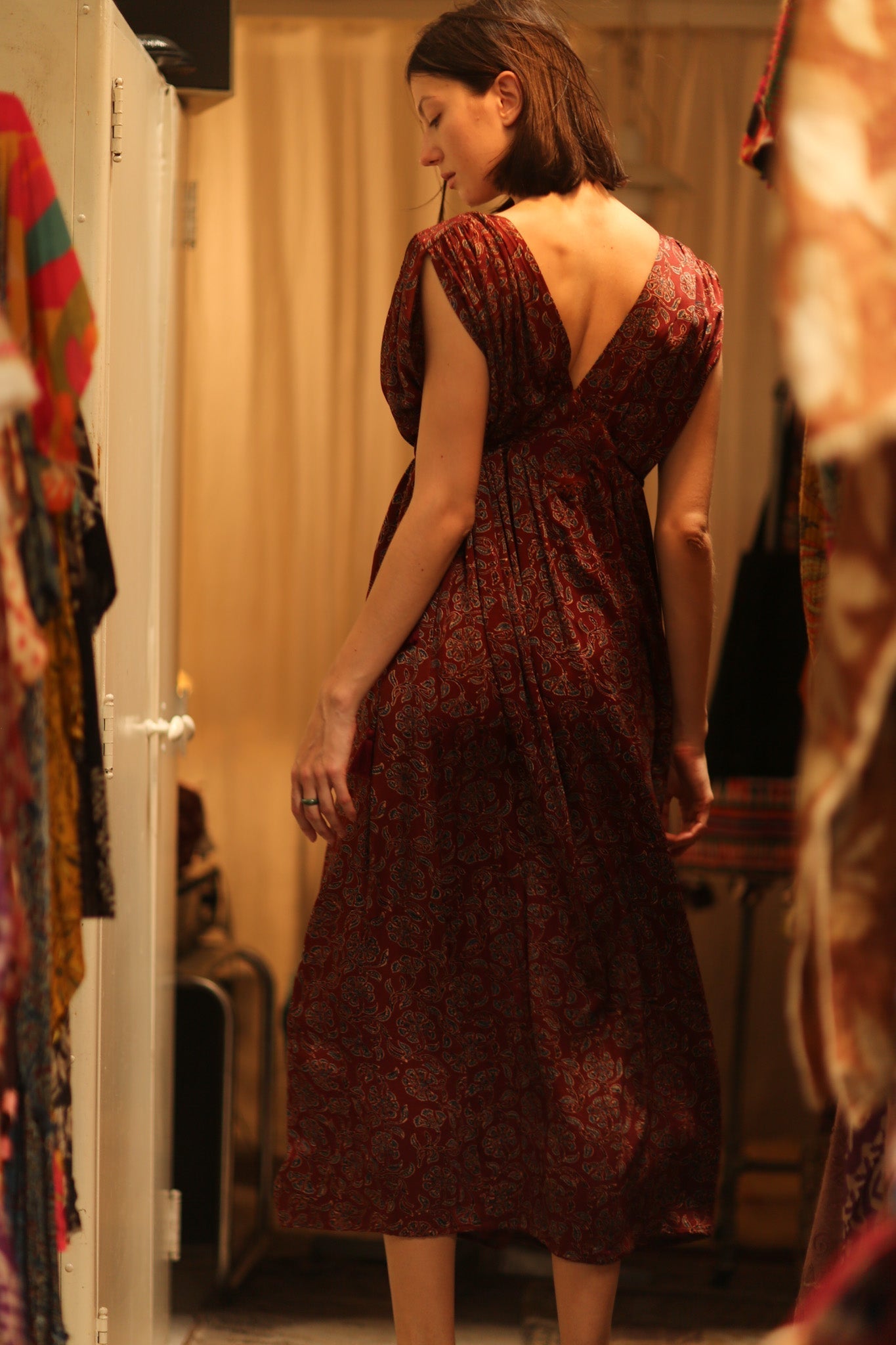 VICTORIA SILK DRESS FLORAL DECO BURGUNDY - MOMO STUDIO BERLIN - Berlin Concept Store - sustainable & ethical fashion